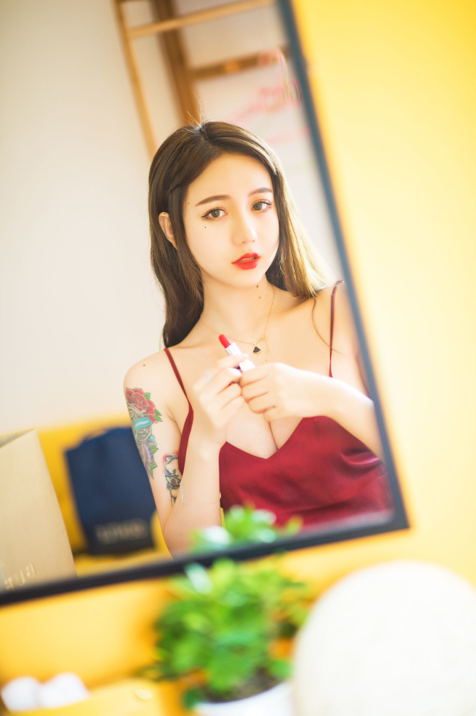 Lolita Đại Ca Ảnh Cosplay Tattoo Áo Ngủ Dây