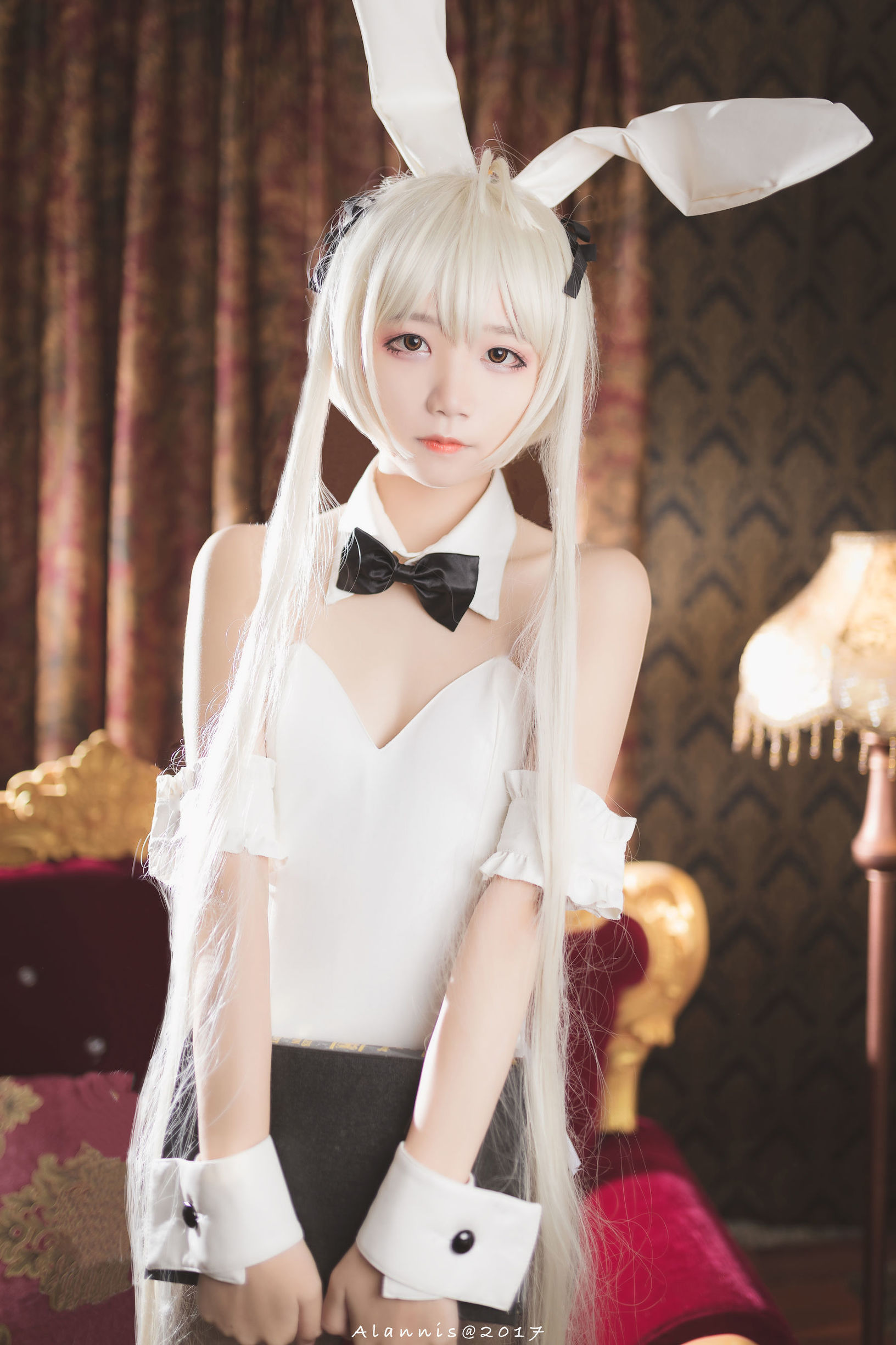 蘿莉COS] 清純少女五更百鬼 - 兔女郎+白絲美腿