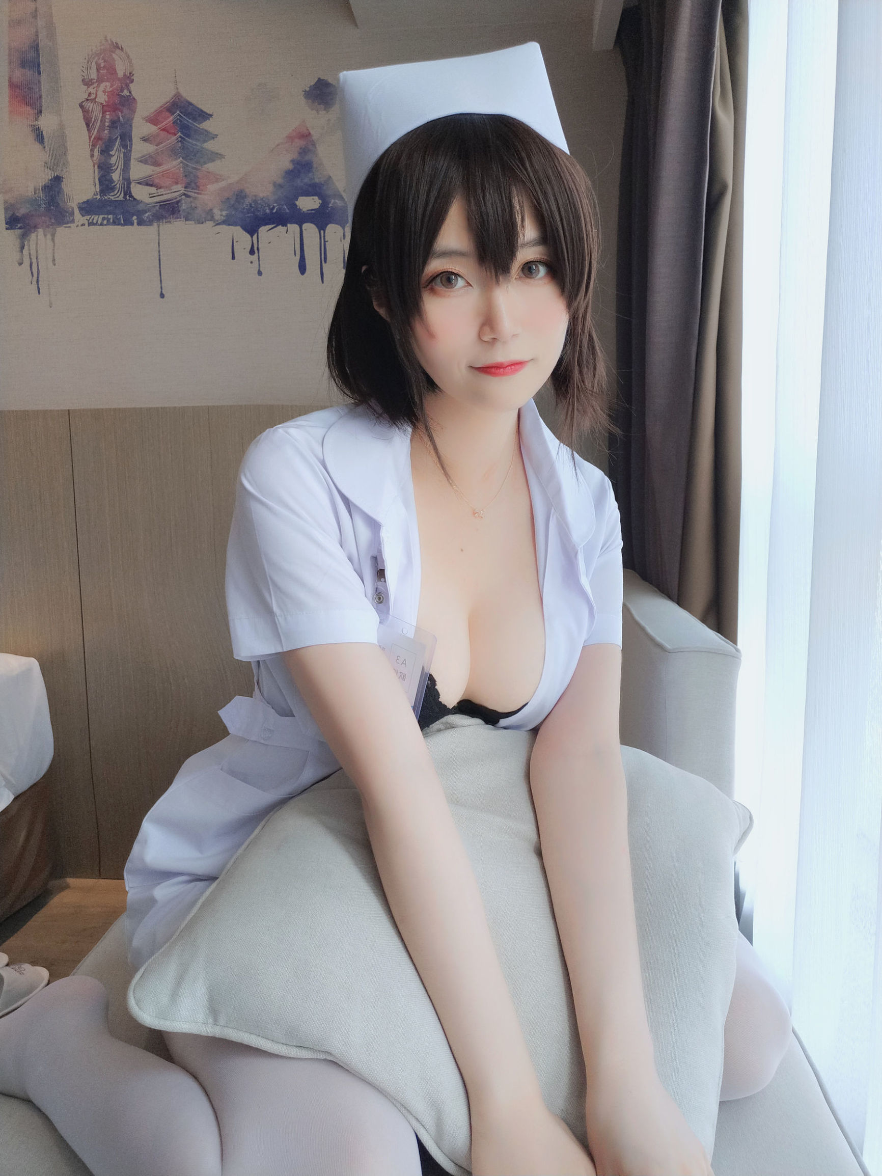  belle  Cosplay] Bạch Ngân - Nữ y tá tóc ngắn nhỏ