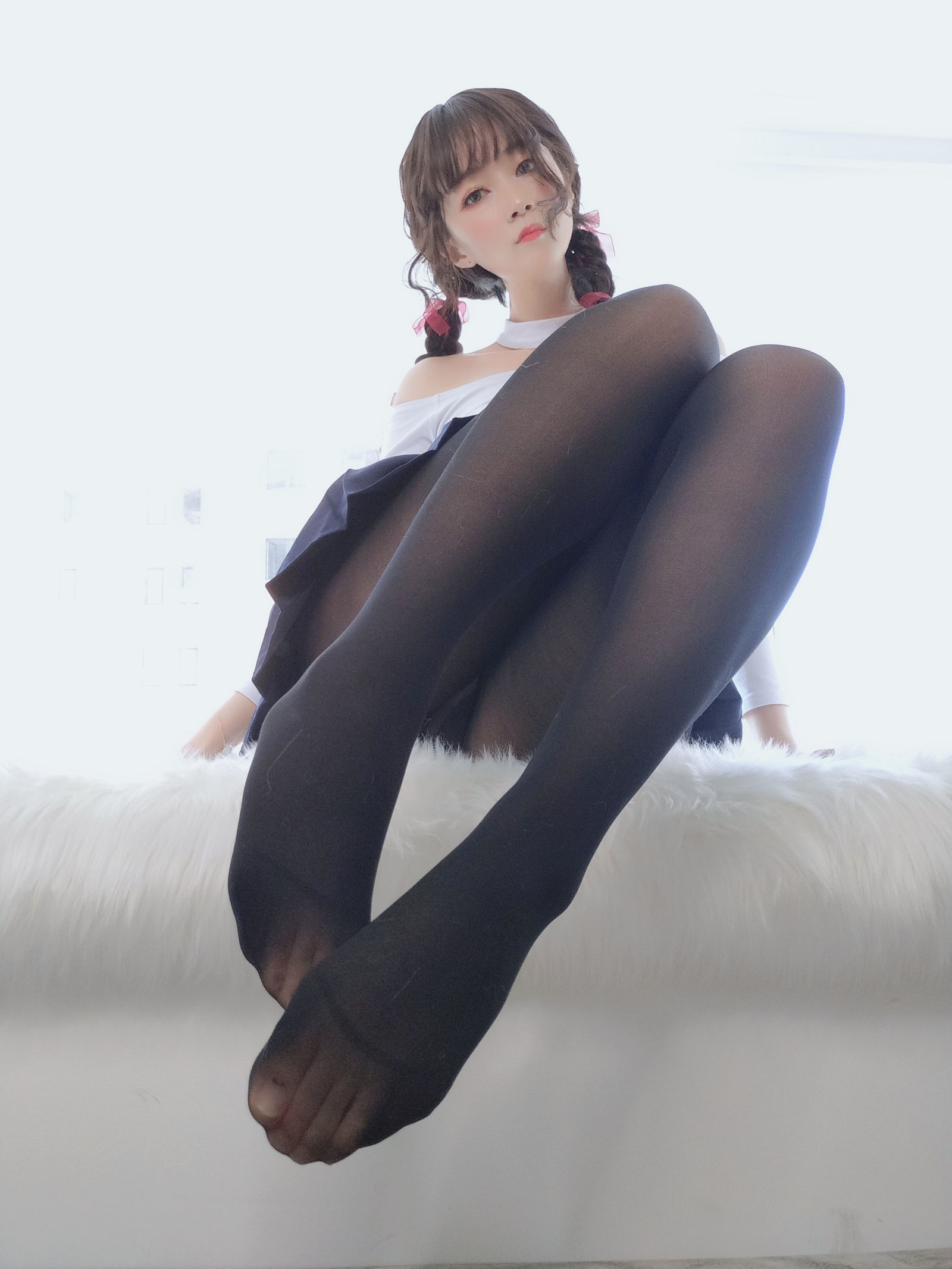 ロリコス] 白銀 - 隣家のお姉さんの黒ストッキング2