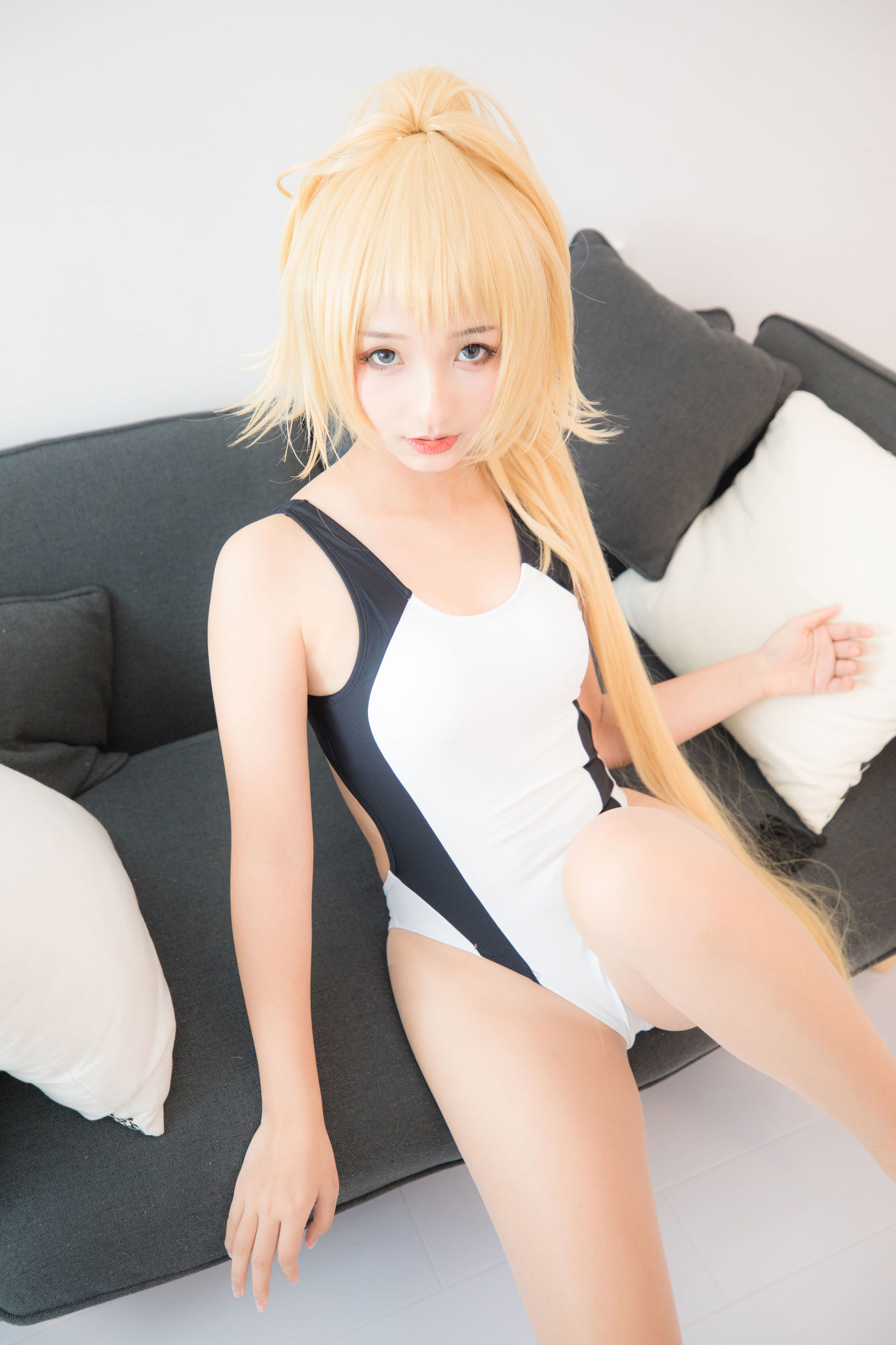 ロリコス] 神楽坂真冬 ジャンヌ・ダルク水着