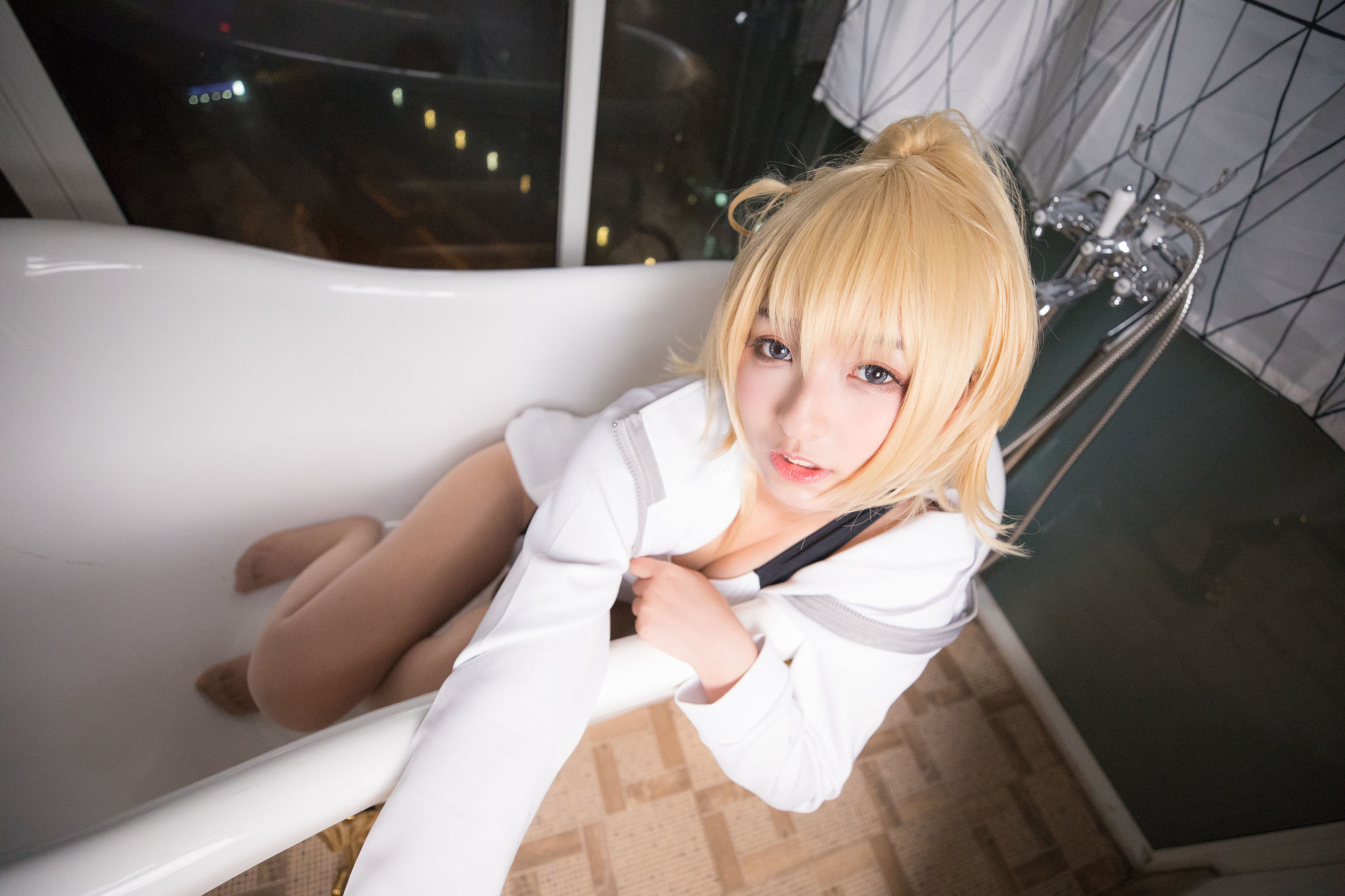 [萝莉COS] 神楽坂真冬 贞德泳装