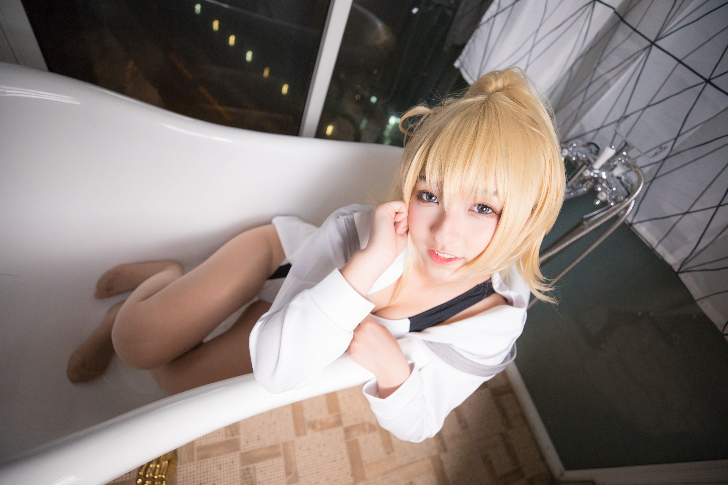[萝莉COS] 神楽坂真冬 贞德泳装