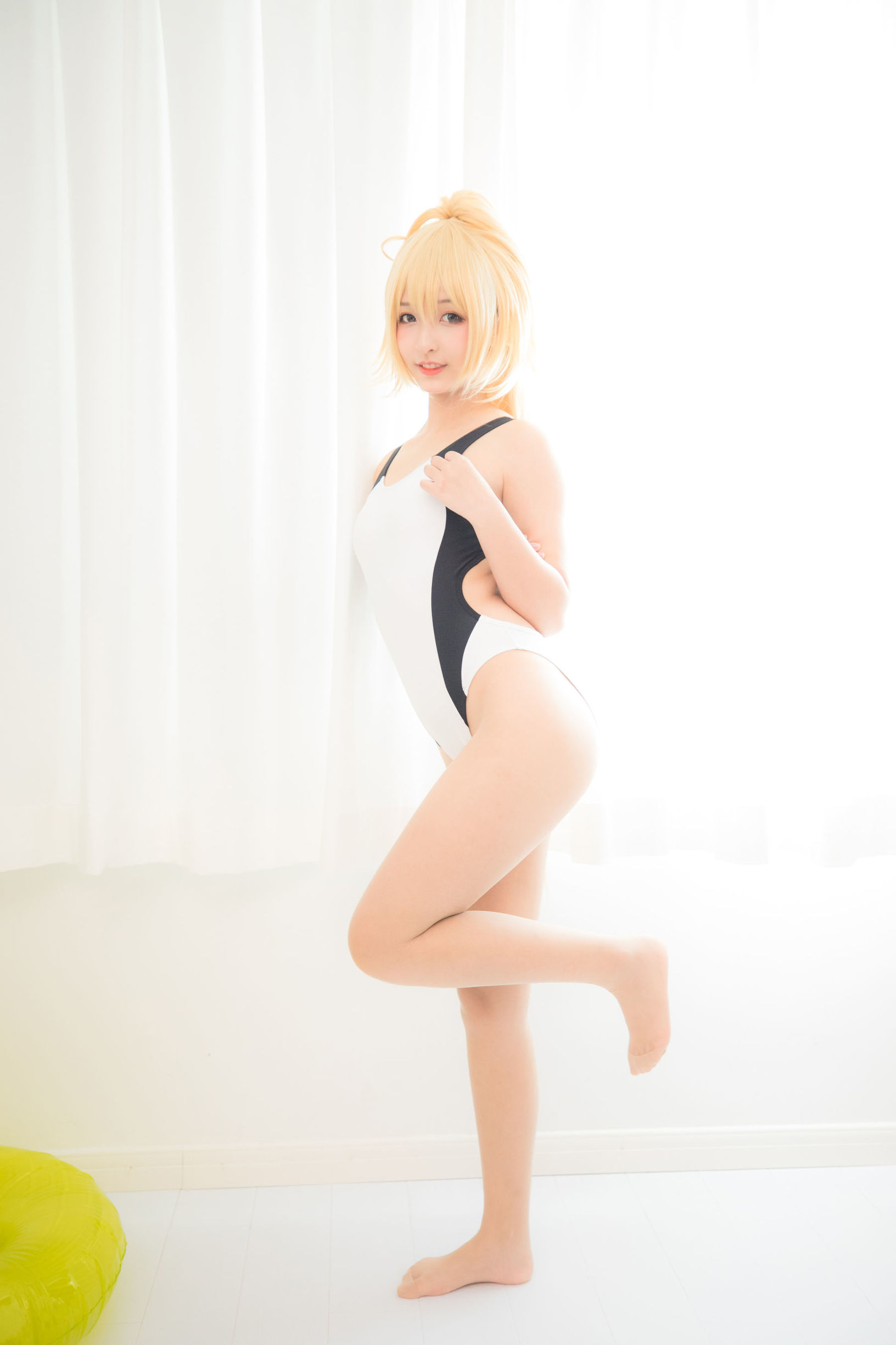 ロリコス] 神楽坂真冬 ジャンヌ・ダルク水着