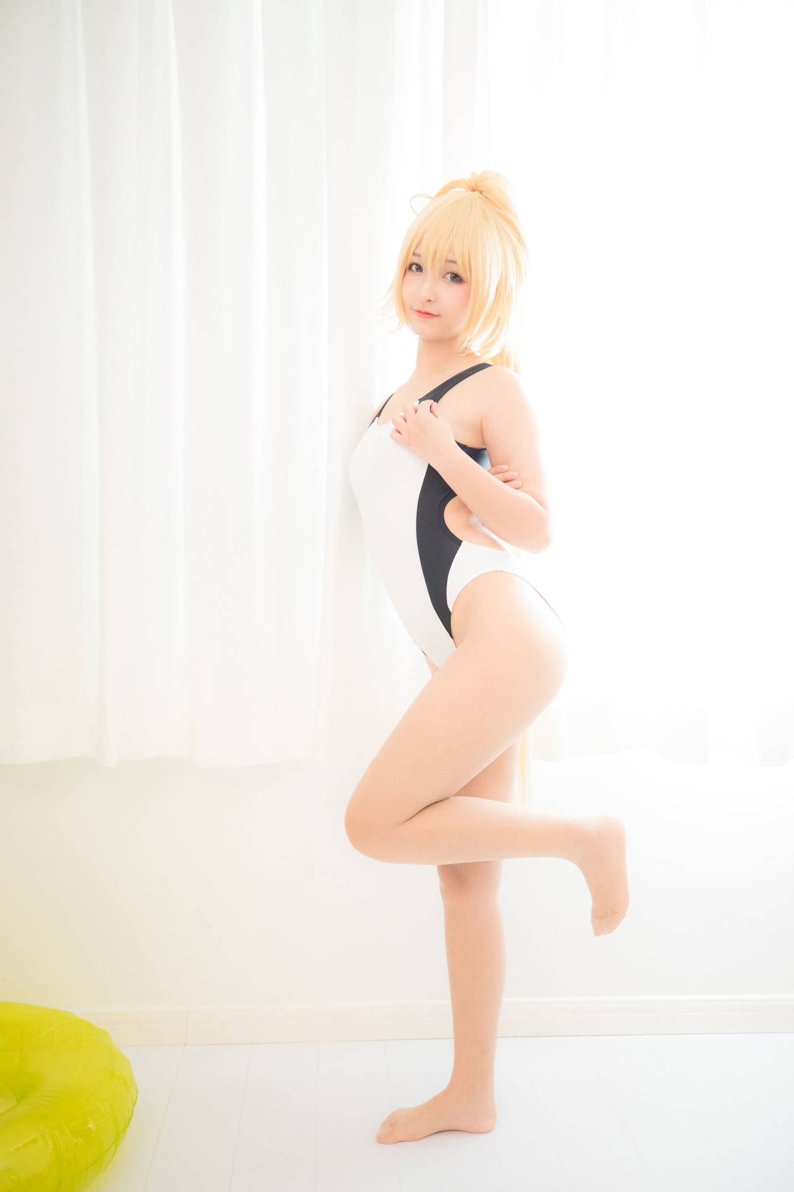 ロリコス] 神楽坂真冬 ジャンヌ・ダルク水着