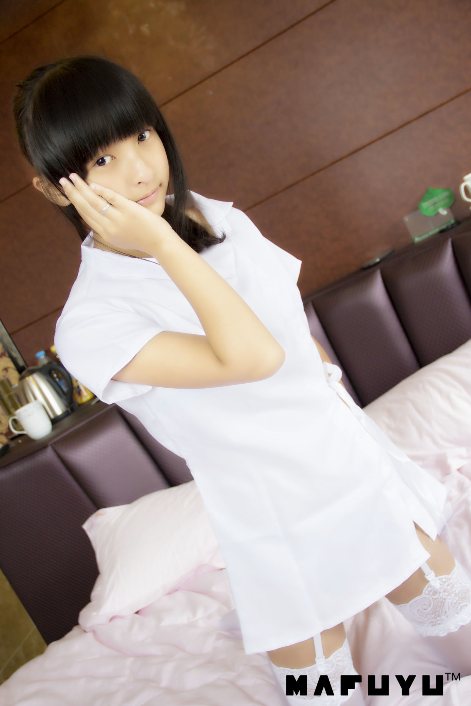  belle ta Cosplay] Kagura Ban Mafuyu Nurse Series Photo Set