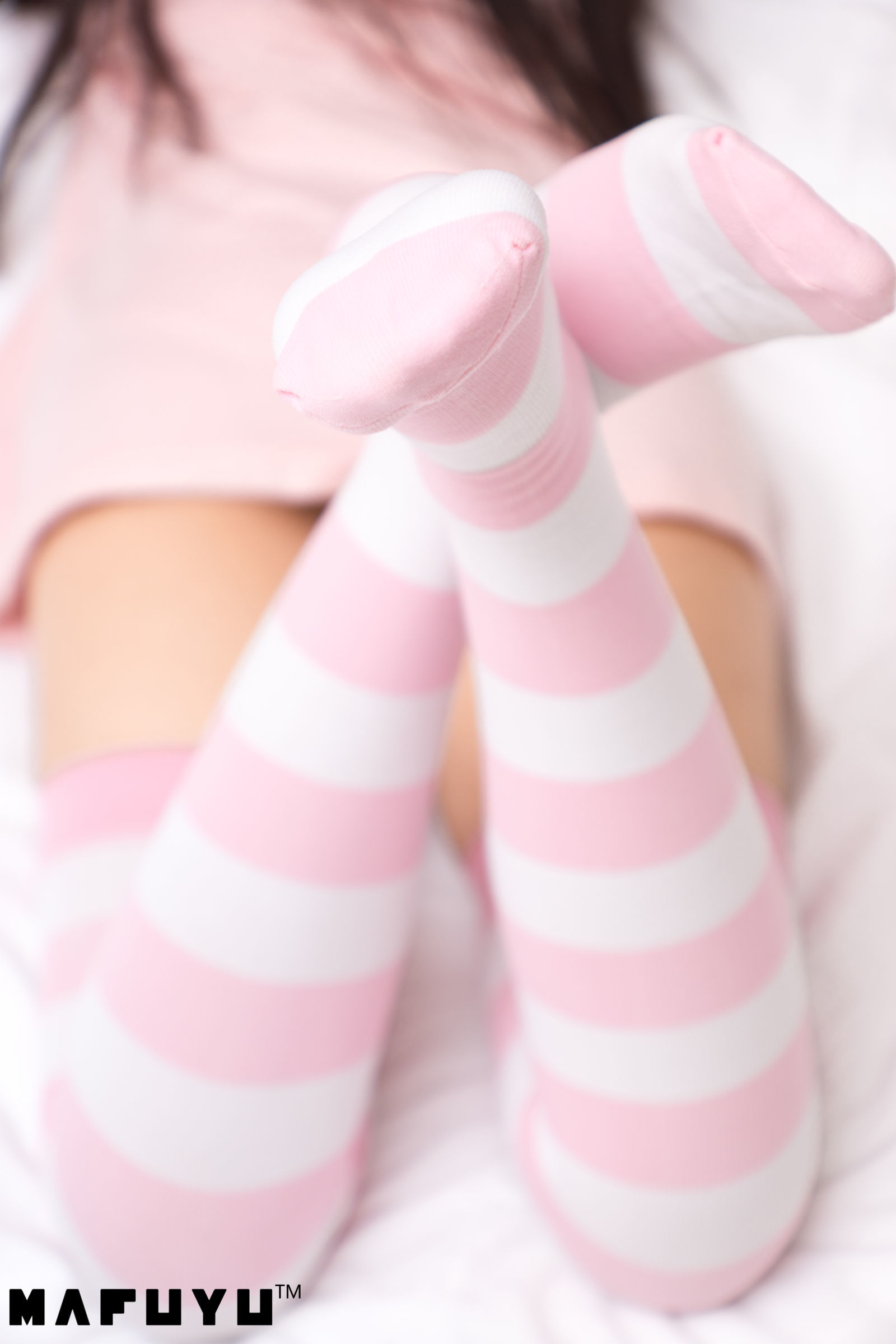  belle ta Cosplay] Kagura Ban Mafuyu Sê-ri Ảnh Sọc Hồng Trắng