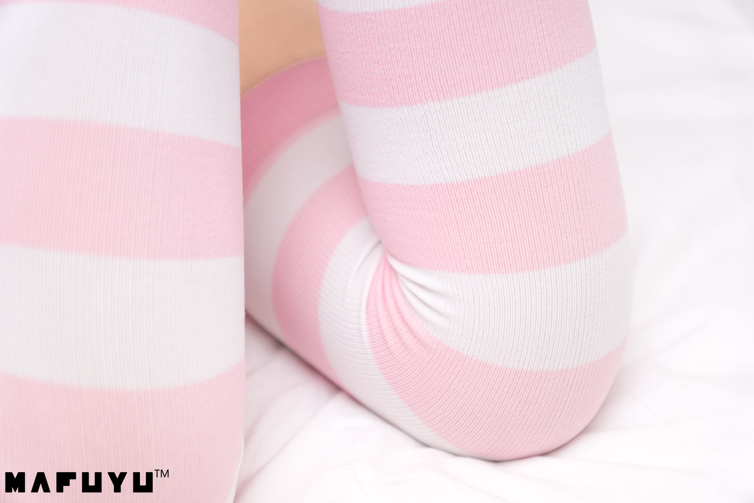 โลลิตะ คอส] คาคุระบัน มาฟุยุ ชุดลายทางสีชมพูและสีขาว ซีรีส์เซ็ต