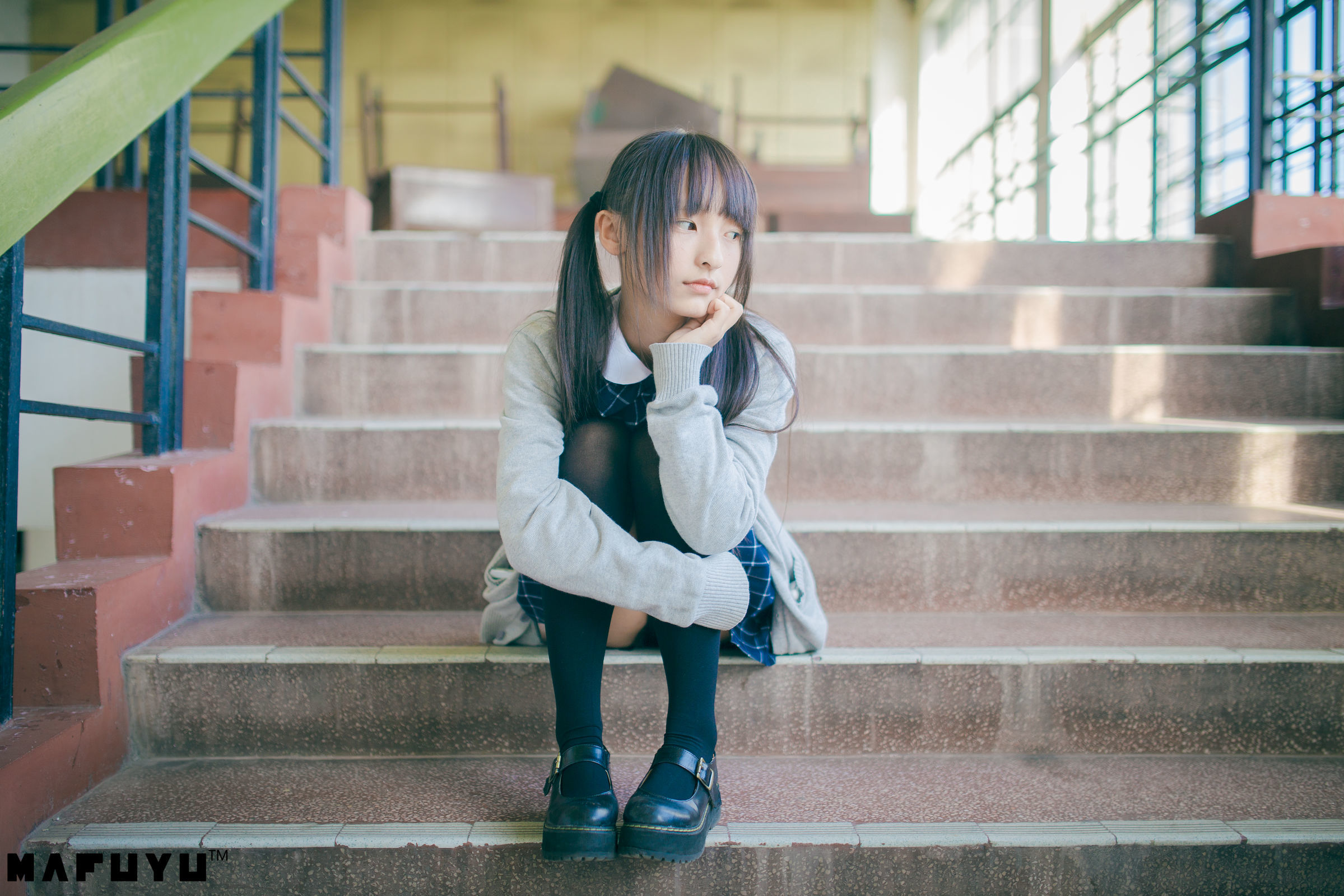  belle  COS] Kagura Ban Mafuyu - Bộ ảnh Series Áo đồng phục trường học Ánh Dương