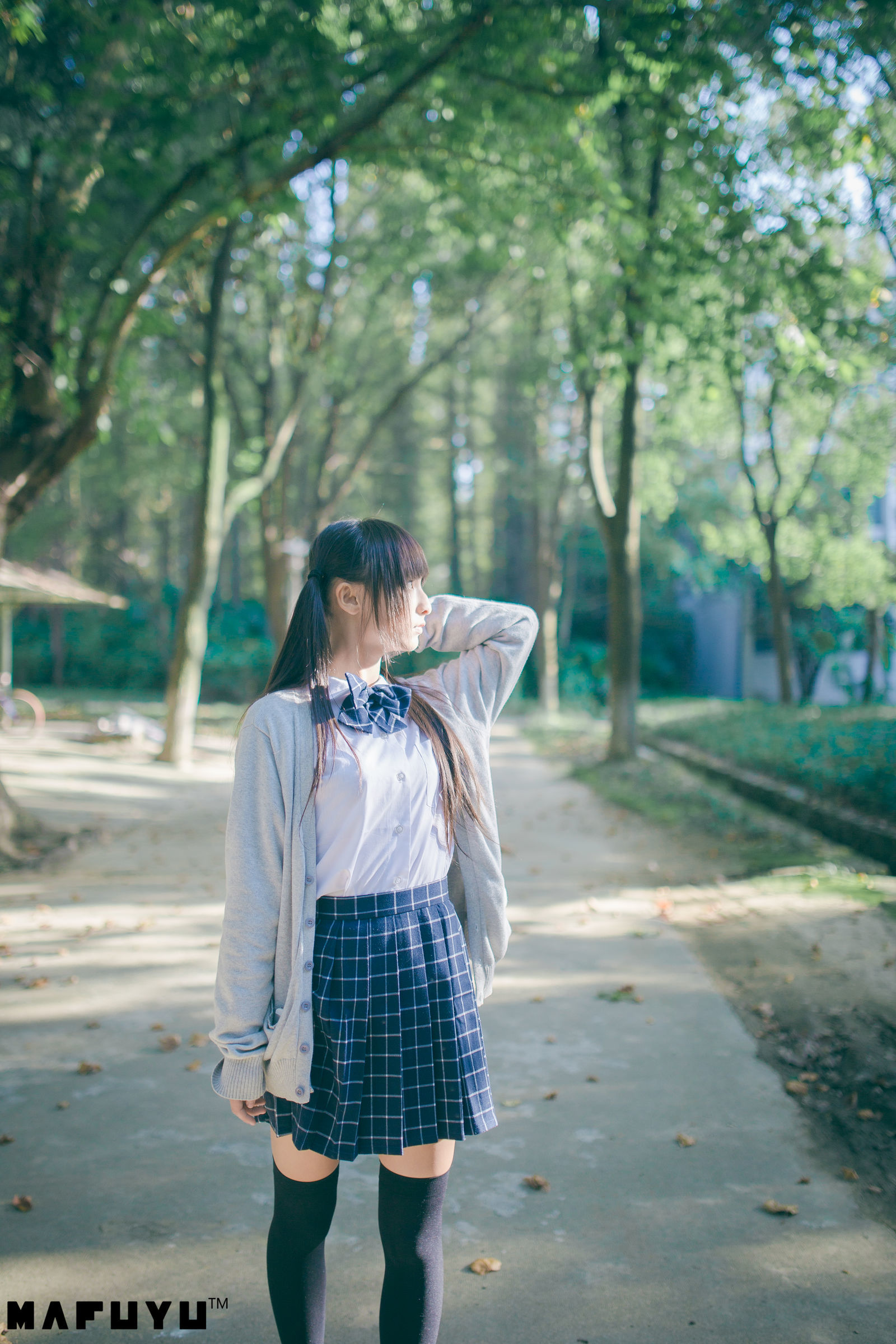  belle  COS] Kagura Ban Mafuyu - Bộ ảnh Series Áo đồng phục trường học Ánh Dương