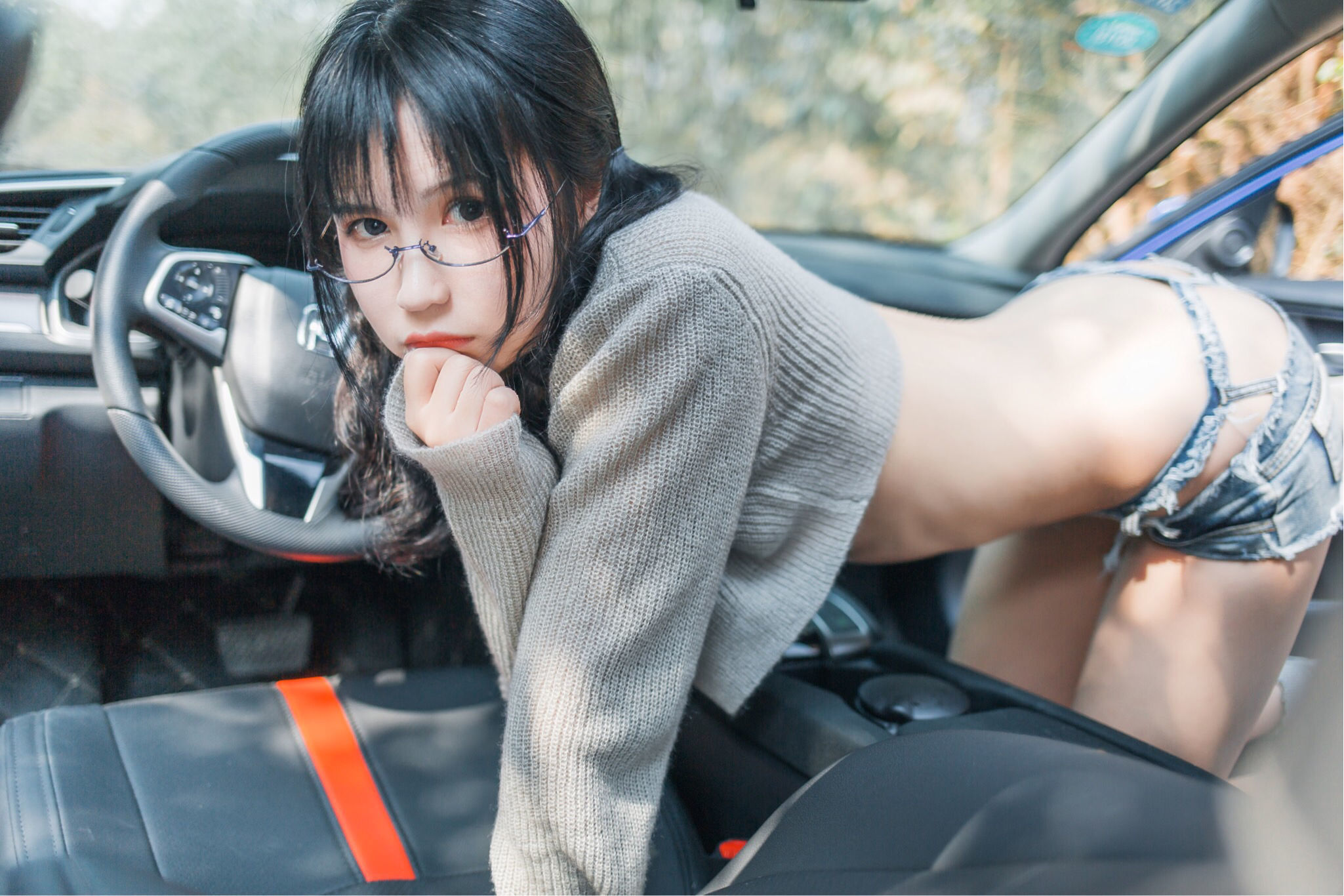  belle  Cosplay] Zhuyue su - Phiên bản trong xe