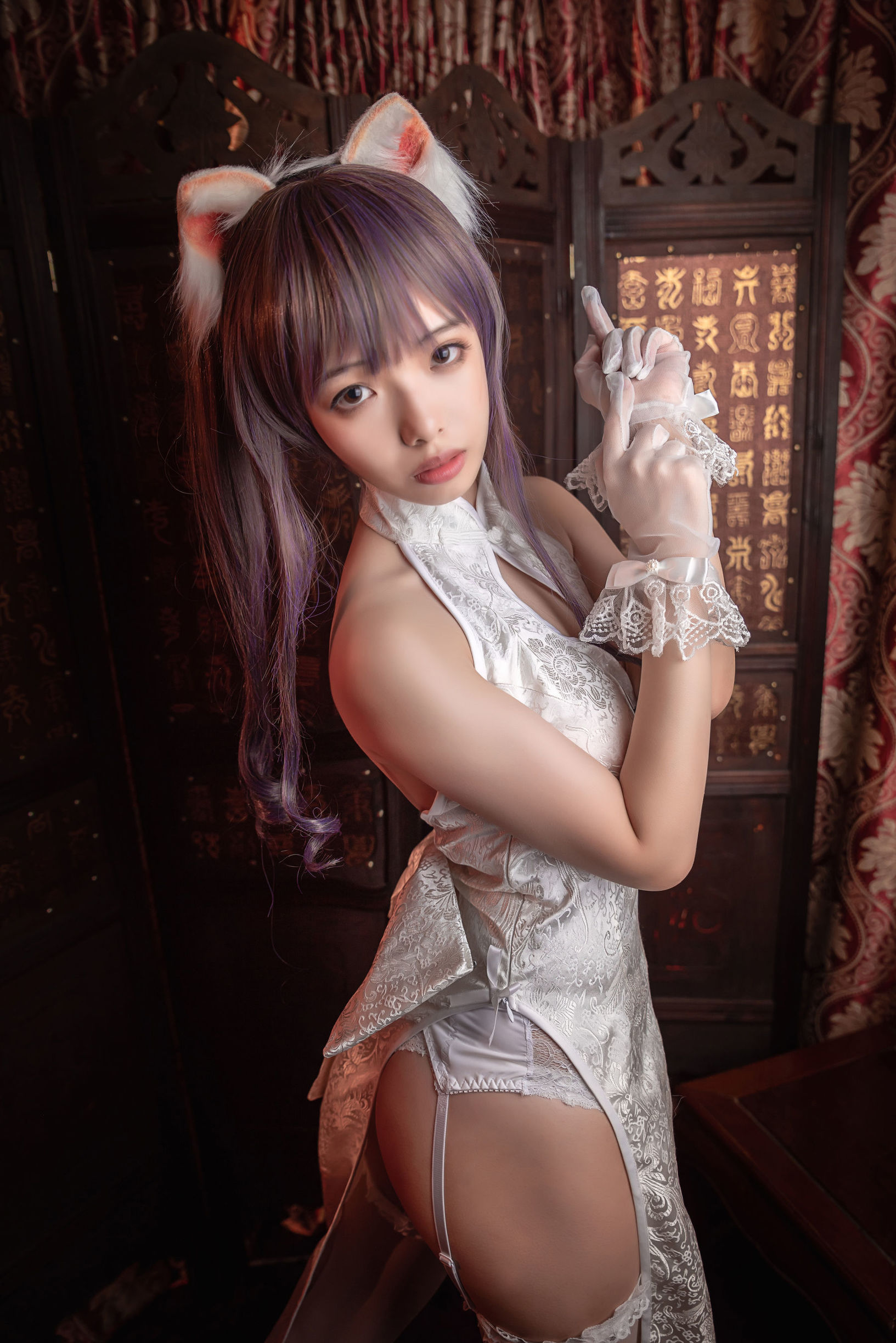 蘿莉COS] 雯妹 - 旗袍白絲吊帶襪