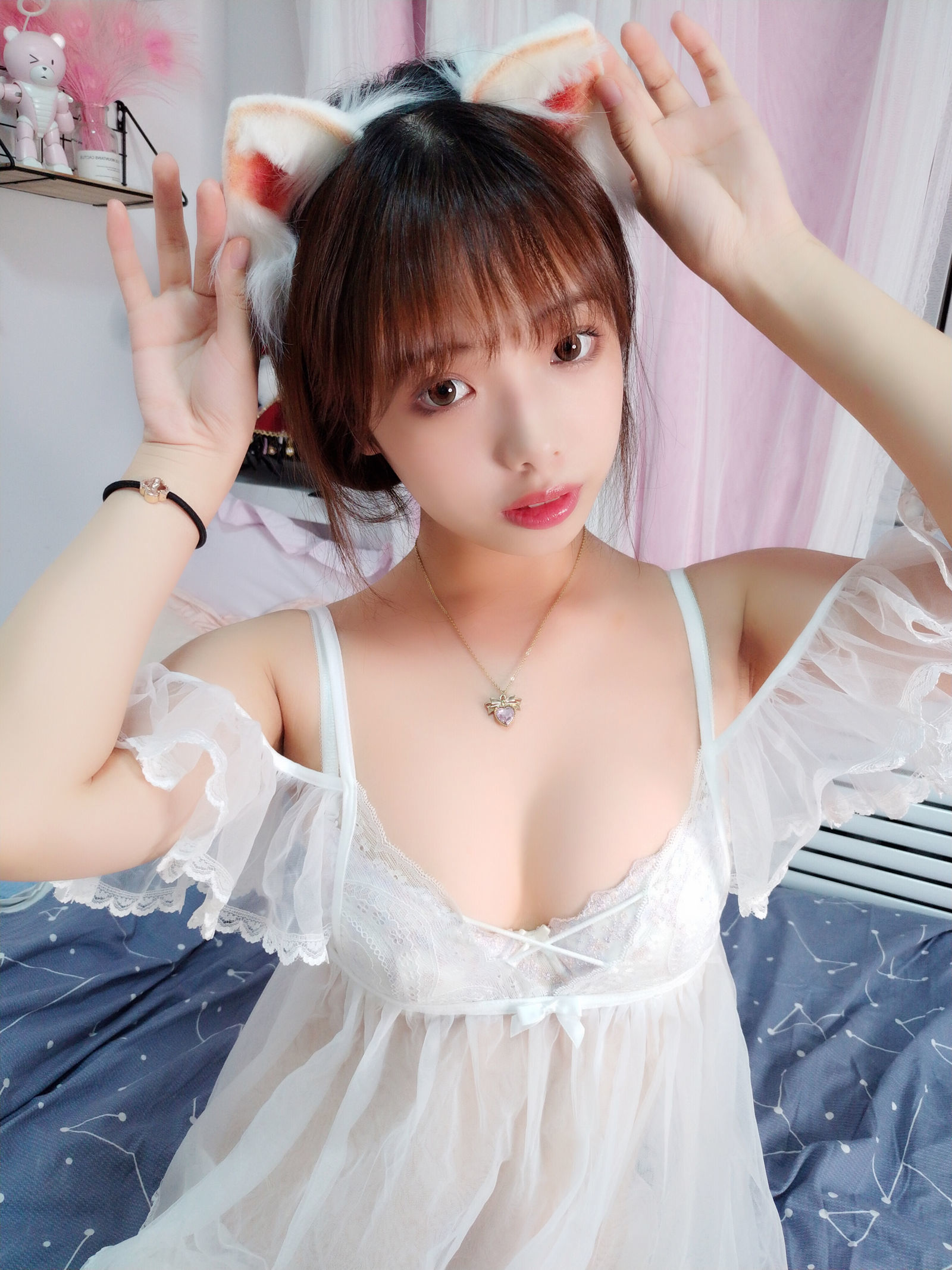 蘿莉COS] 雯妹 - 自拍本（1號本）白貓