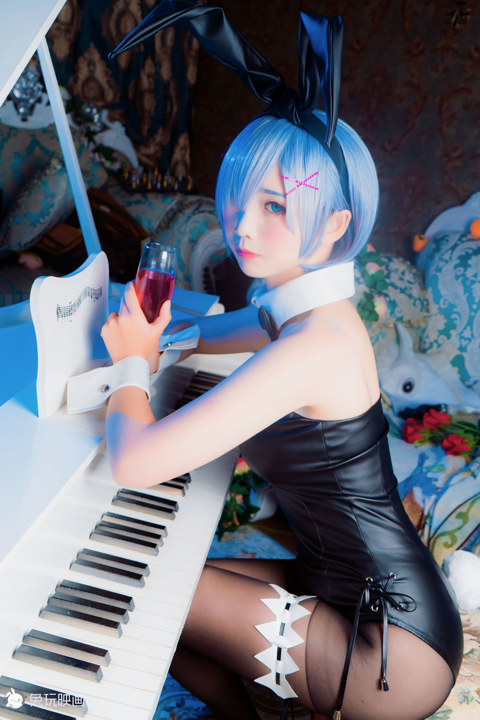 蘿莉COS] 麵餅仙兒 - 兔女郎