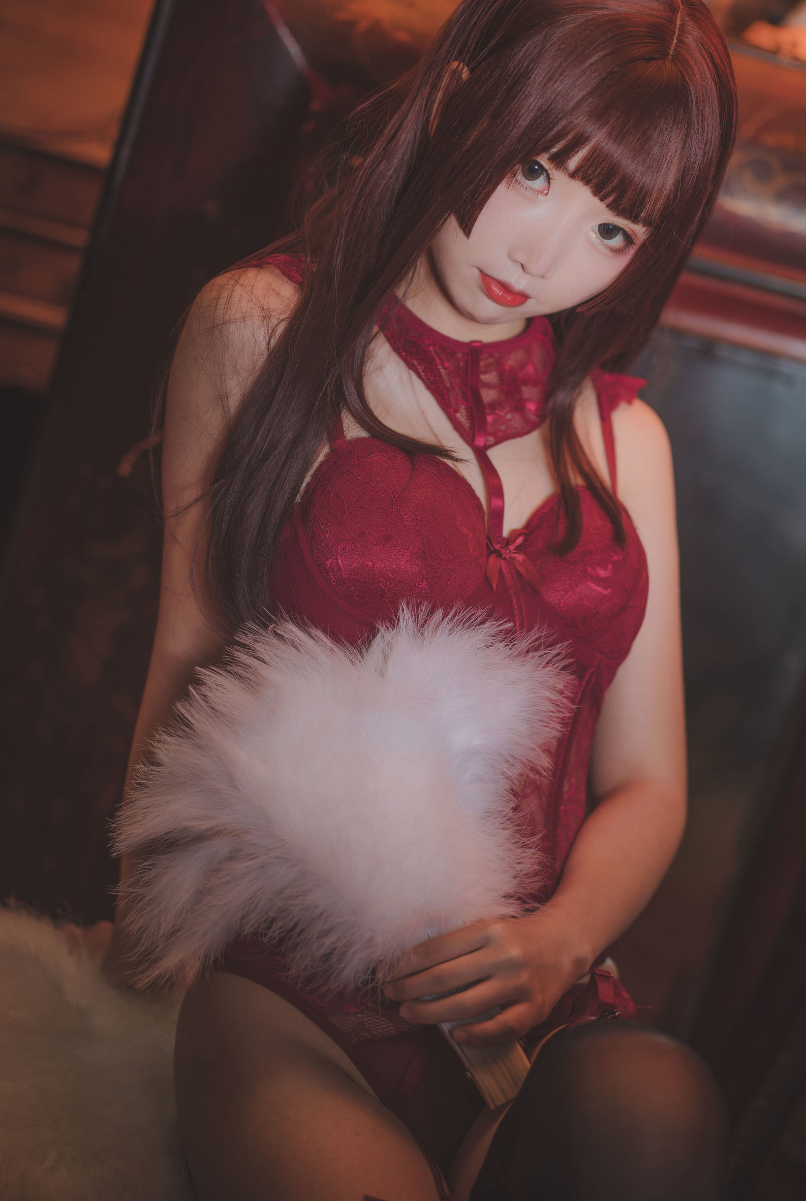 蘿莉COS] 面餅仙兒 - 腦內少女 紅色束衣