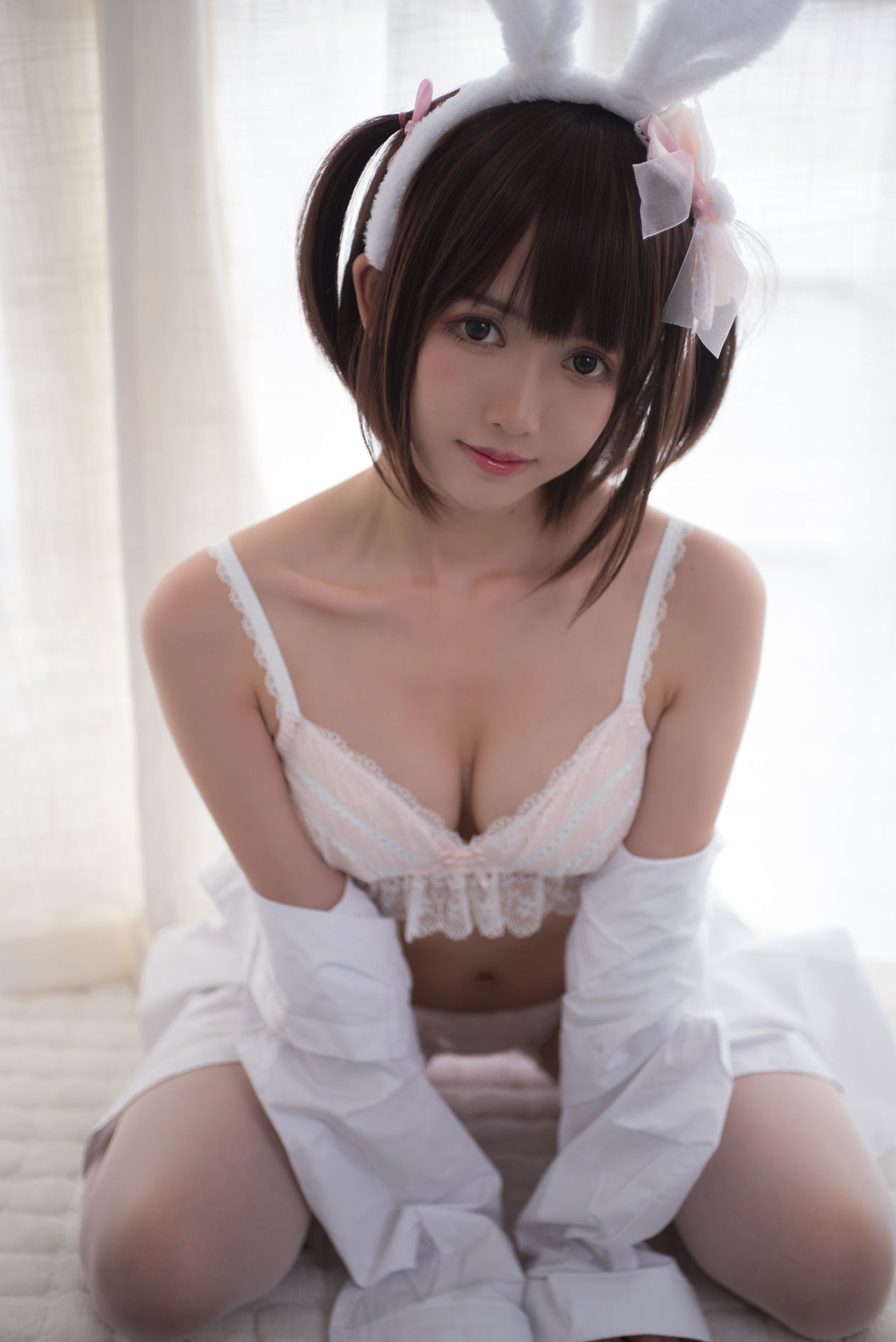  belle ta Cosplay] Eel Fei'er - Tai thú Trắng ren gợi cảm