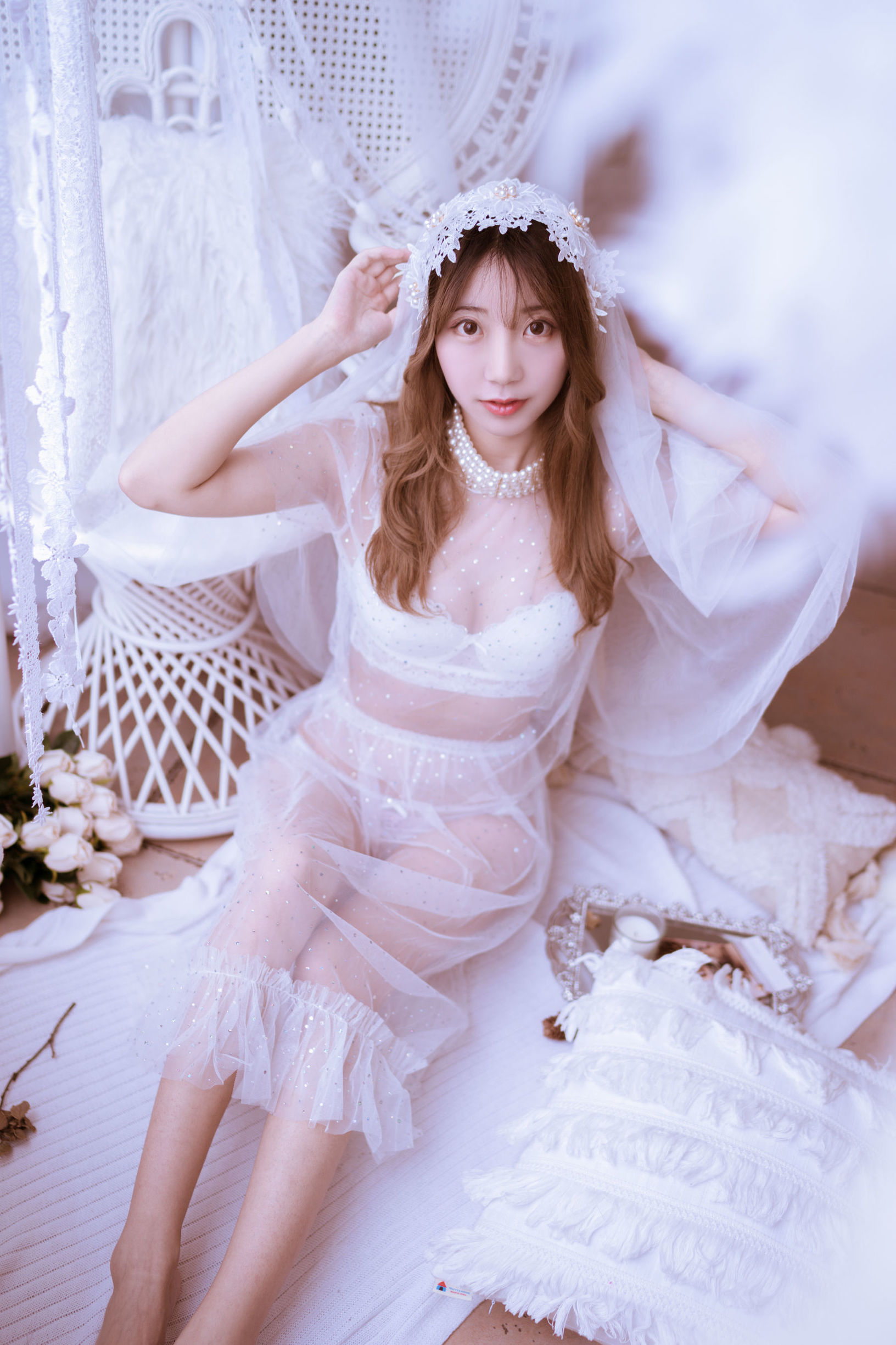 [萝莉COS] 黑川 - 年上彼女 婚纱+毛衣