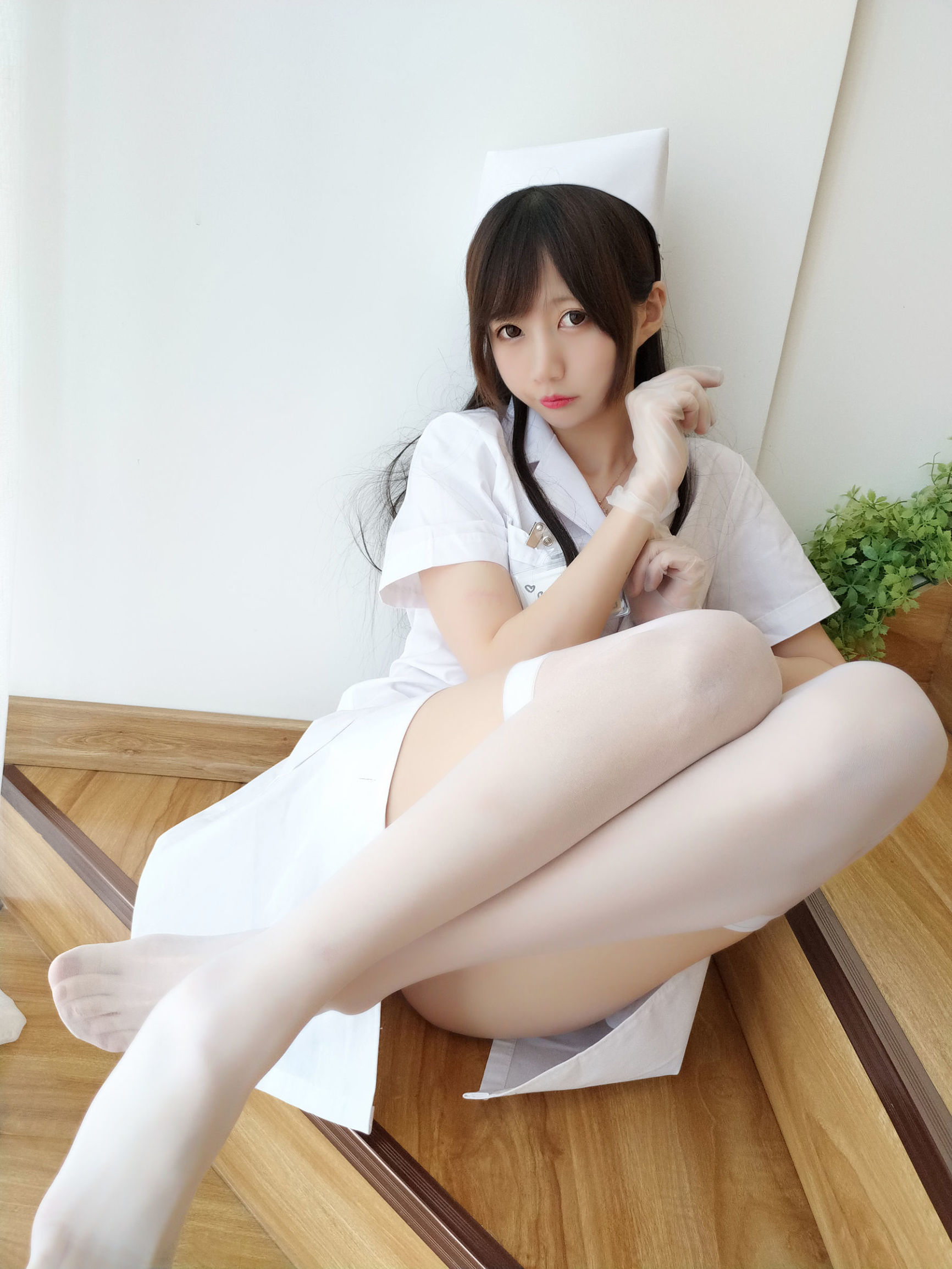  belle  Cosplay] Nagisa Quái Vật Meo - Series Tự Chụp No.002 - Nữ Y Tá Vớ Trắng