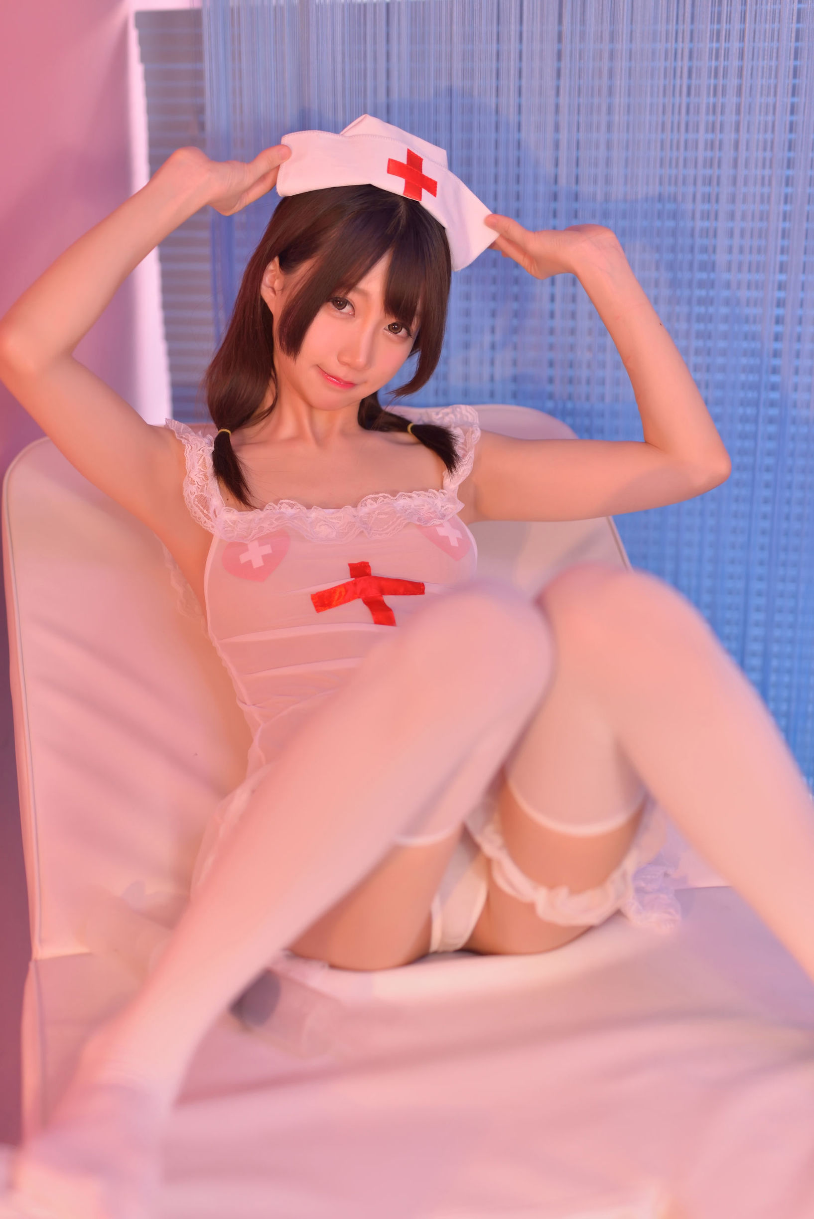 蘿莉COS] 娜吉莎魔物喵 VOL.04 性感看護師