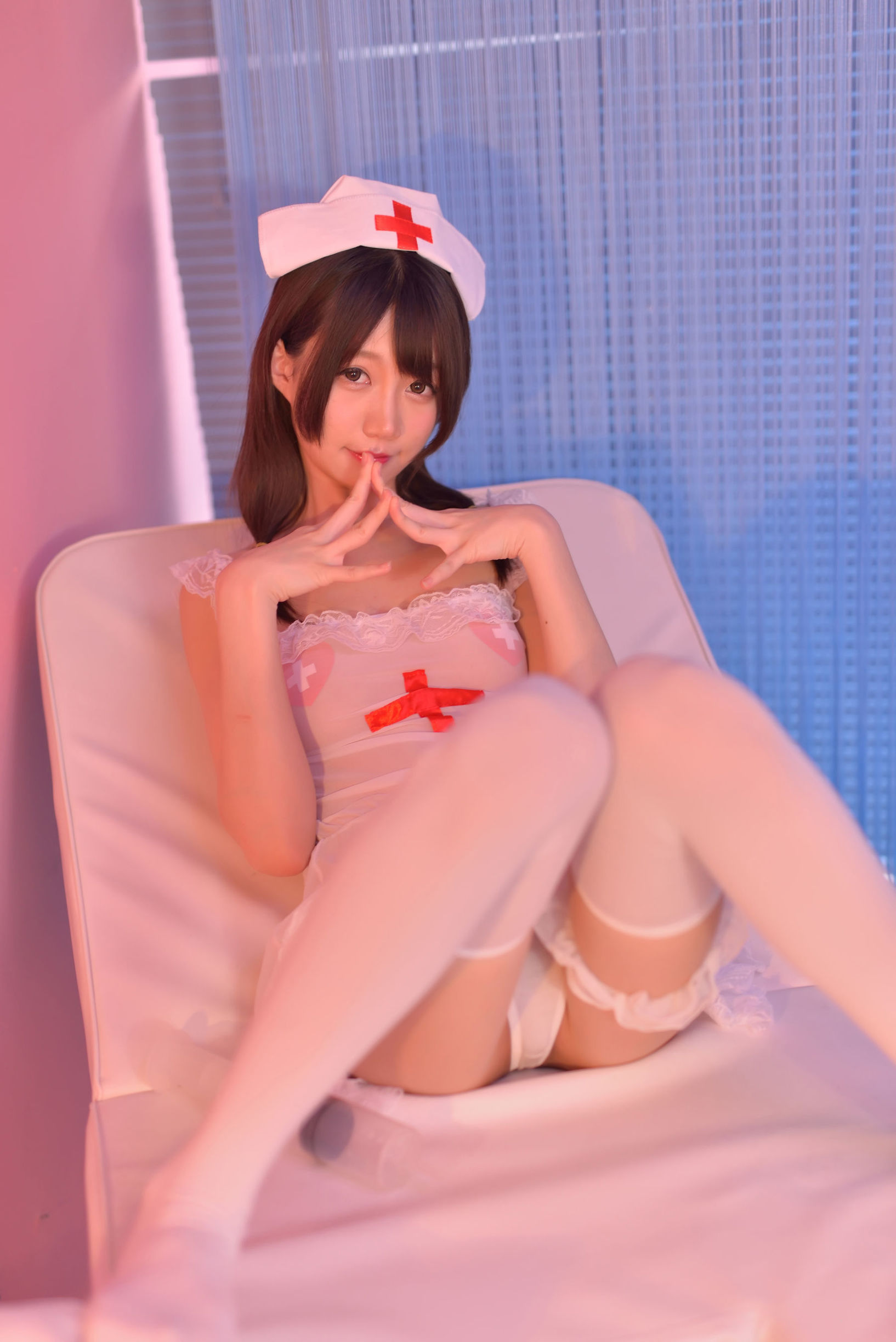 蘿莉COS] 娜吉莎魔物喵 VOL.04 性感看護師