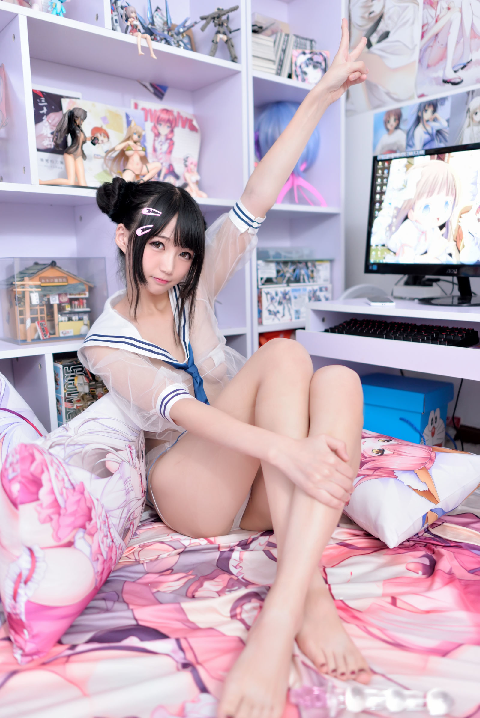 ロリコス] ナゲサ魔物女本 透視セーラー服+丁字パンツ