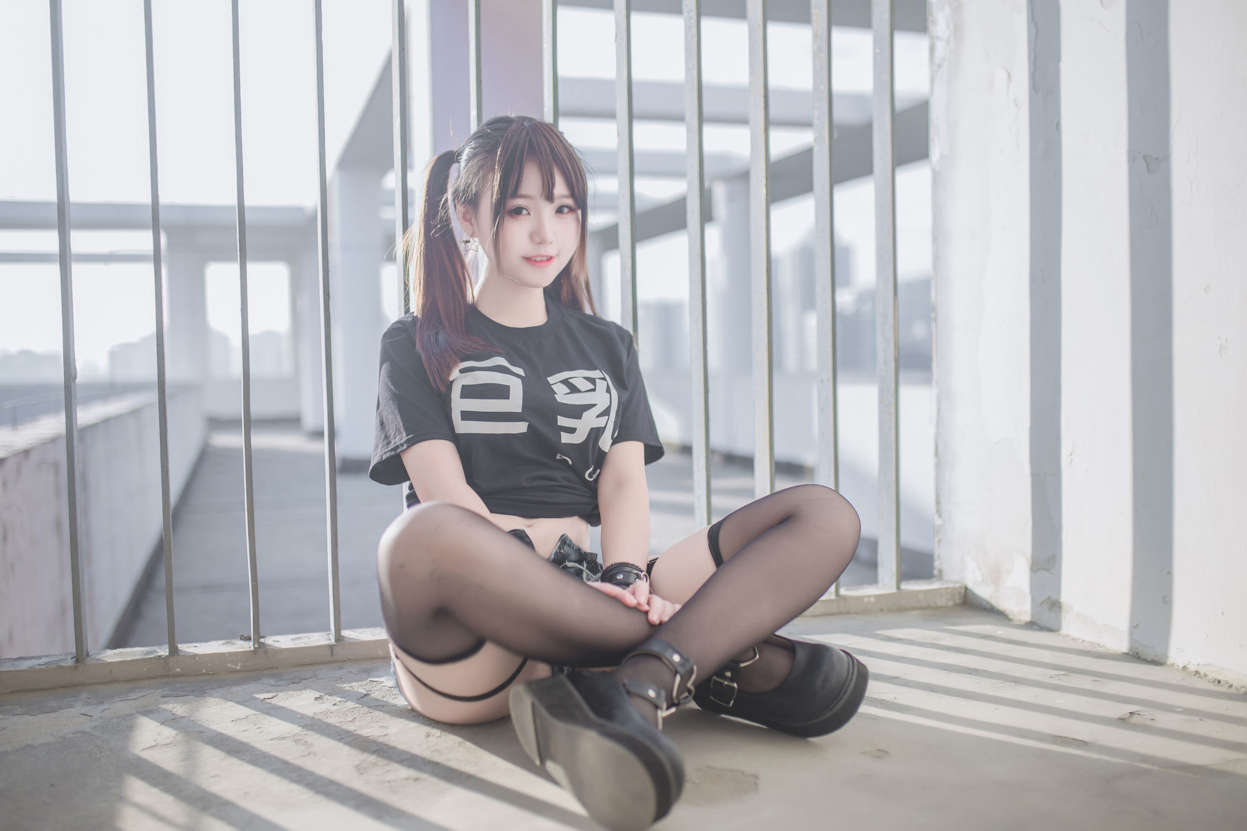 蘿莉COS] Yoko宅夏《巨乳》