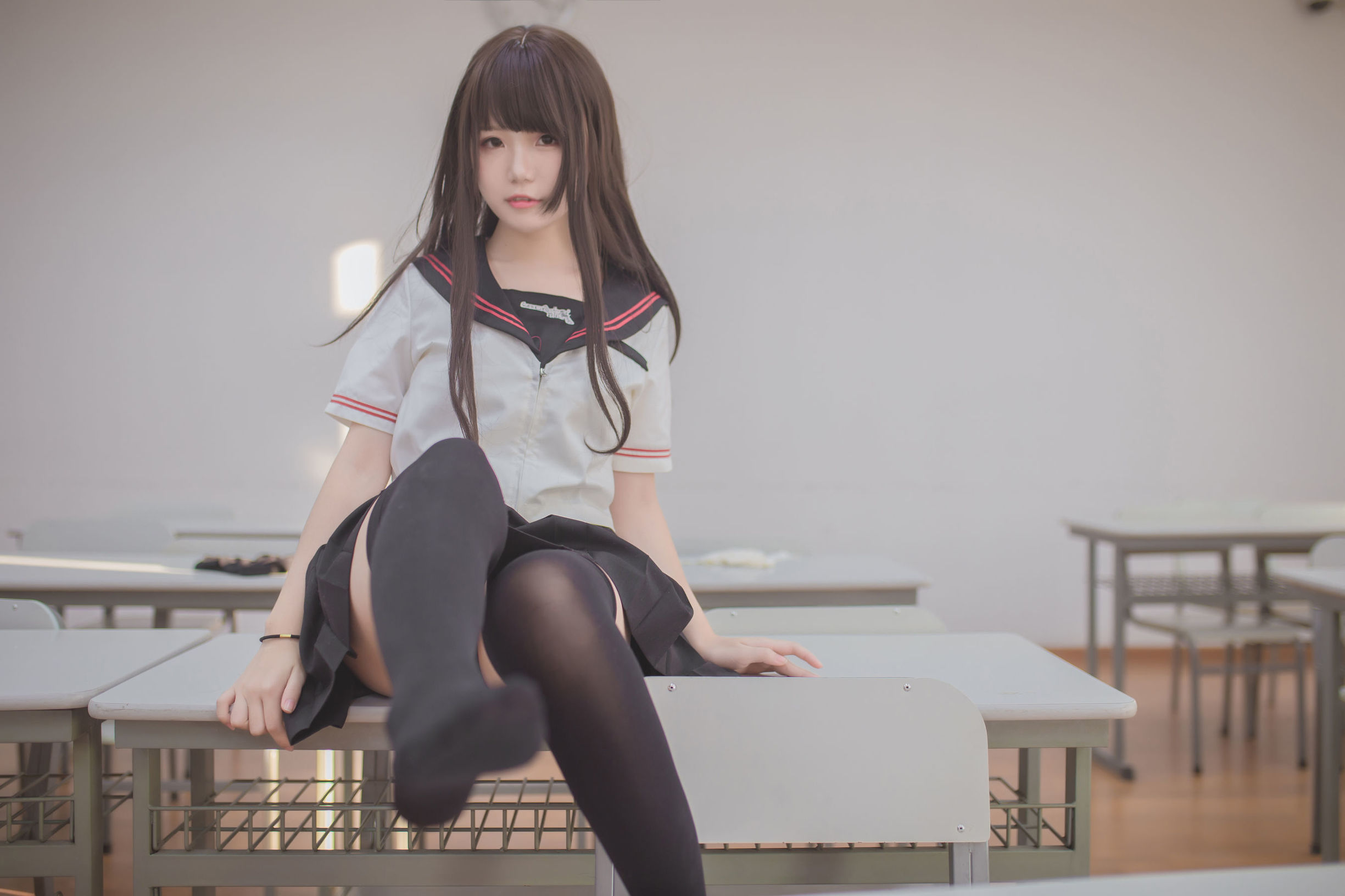 ロリCOS] ヨコ宅夏 《黒絲JK》