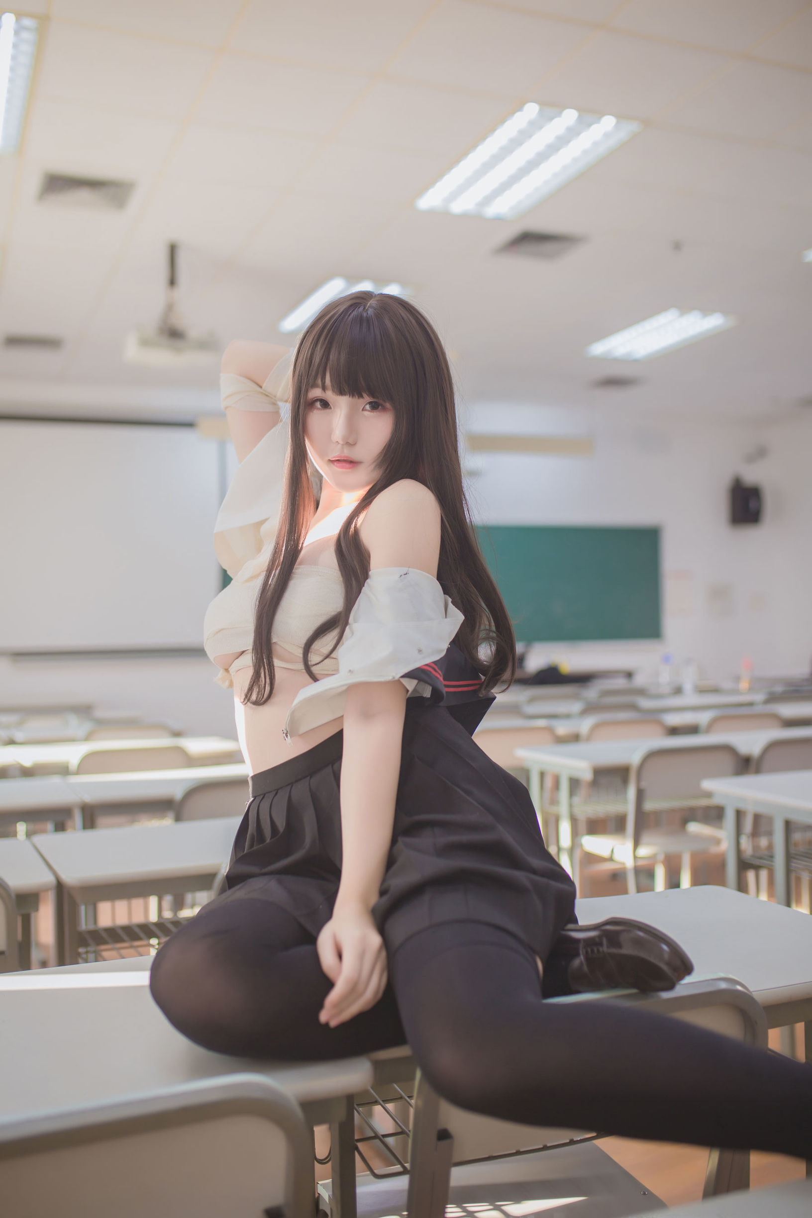  belle  Cosplay] Yoko Trại Hạ 《Vớ Đen JK》
