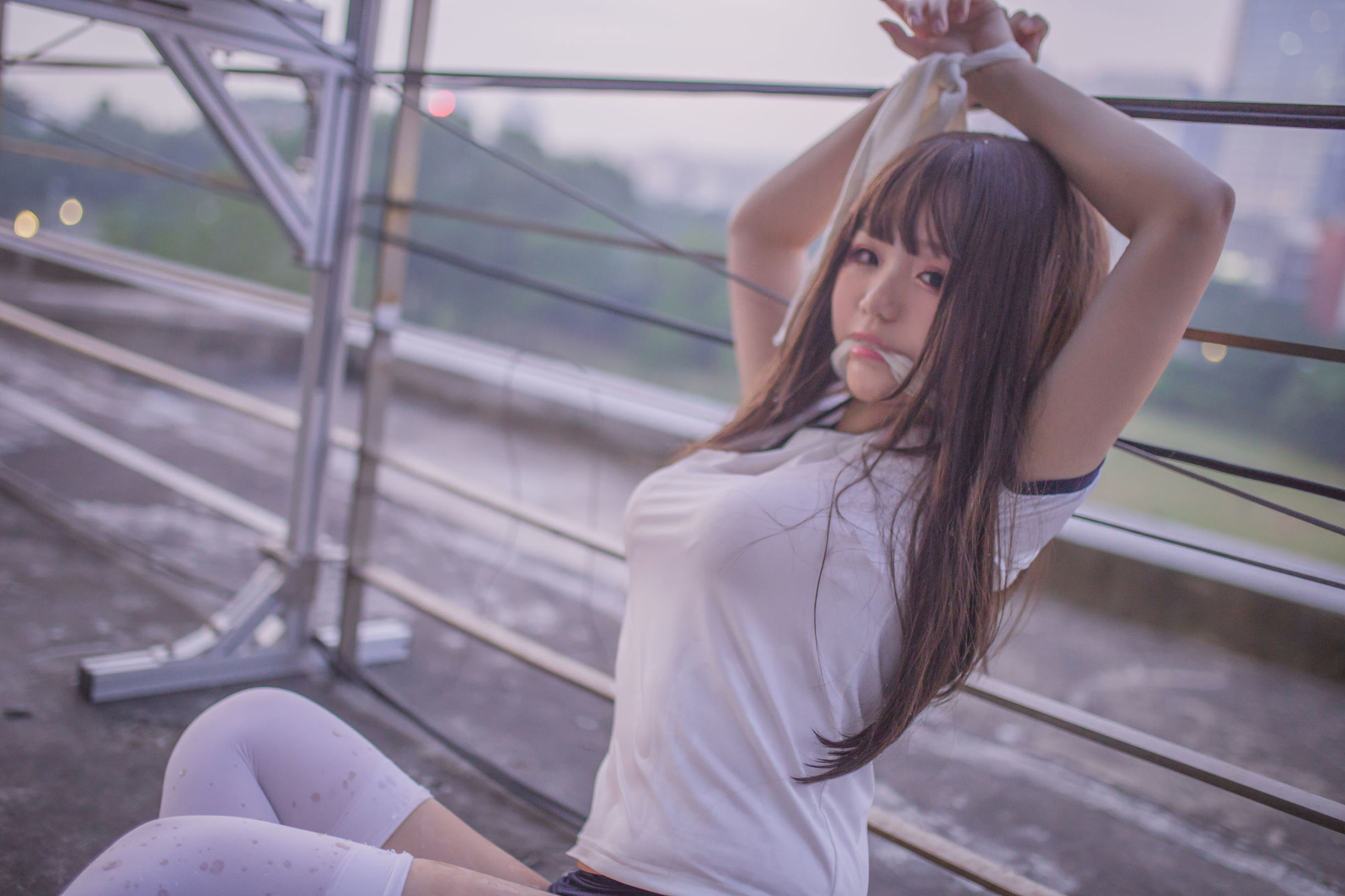 [萝莉COS] Yoko宅夏Cos - 白丝捆绑