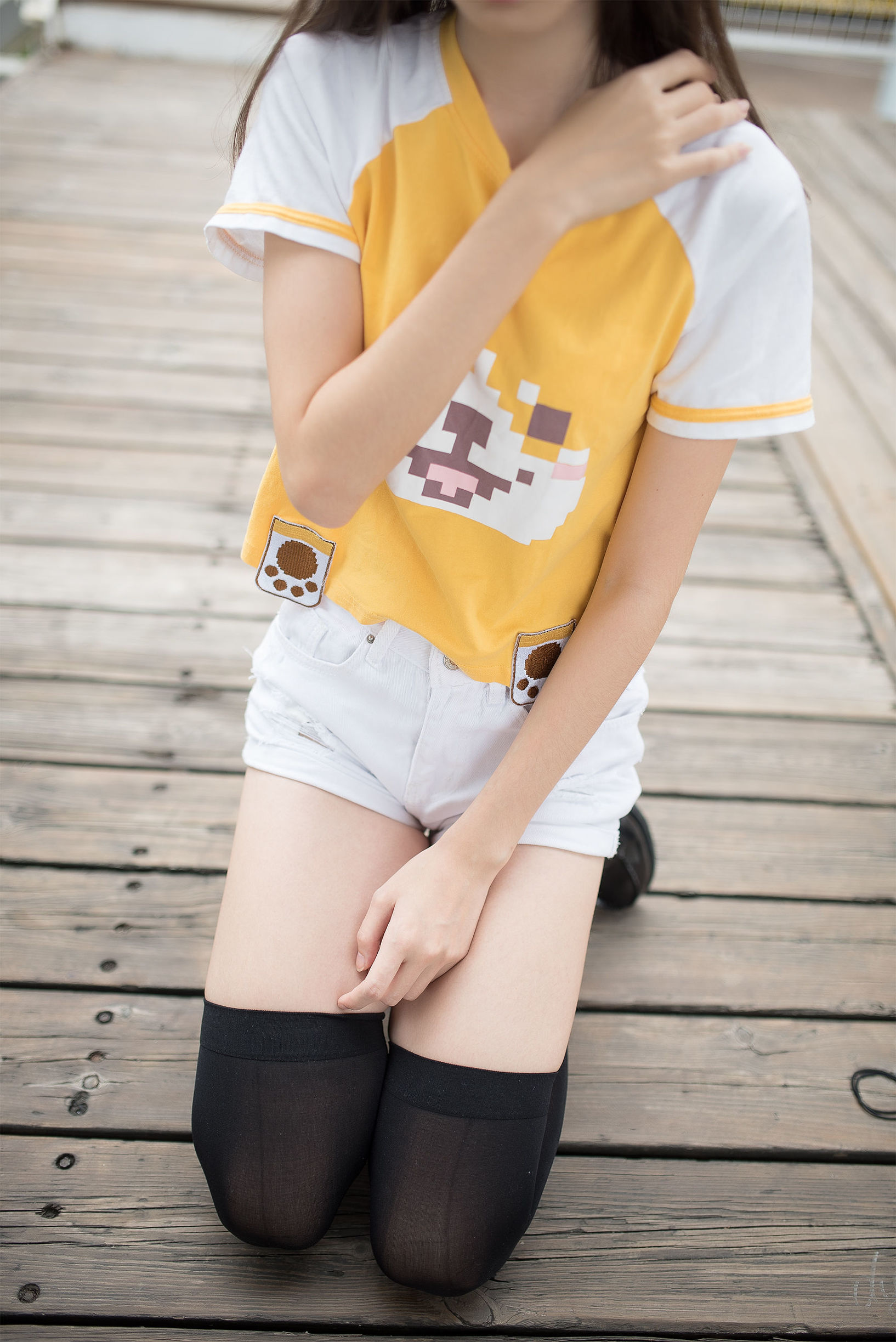 Realm of the Wind] No. 002 Black Silk Long Legs