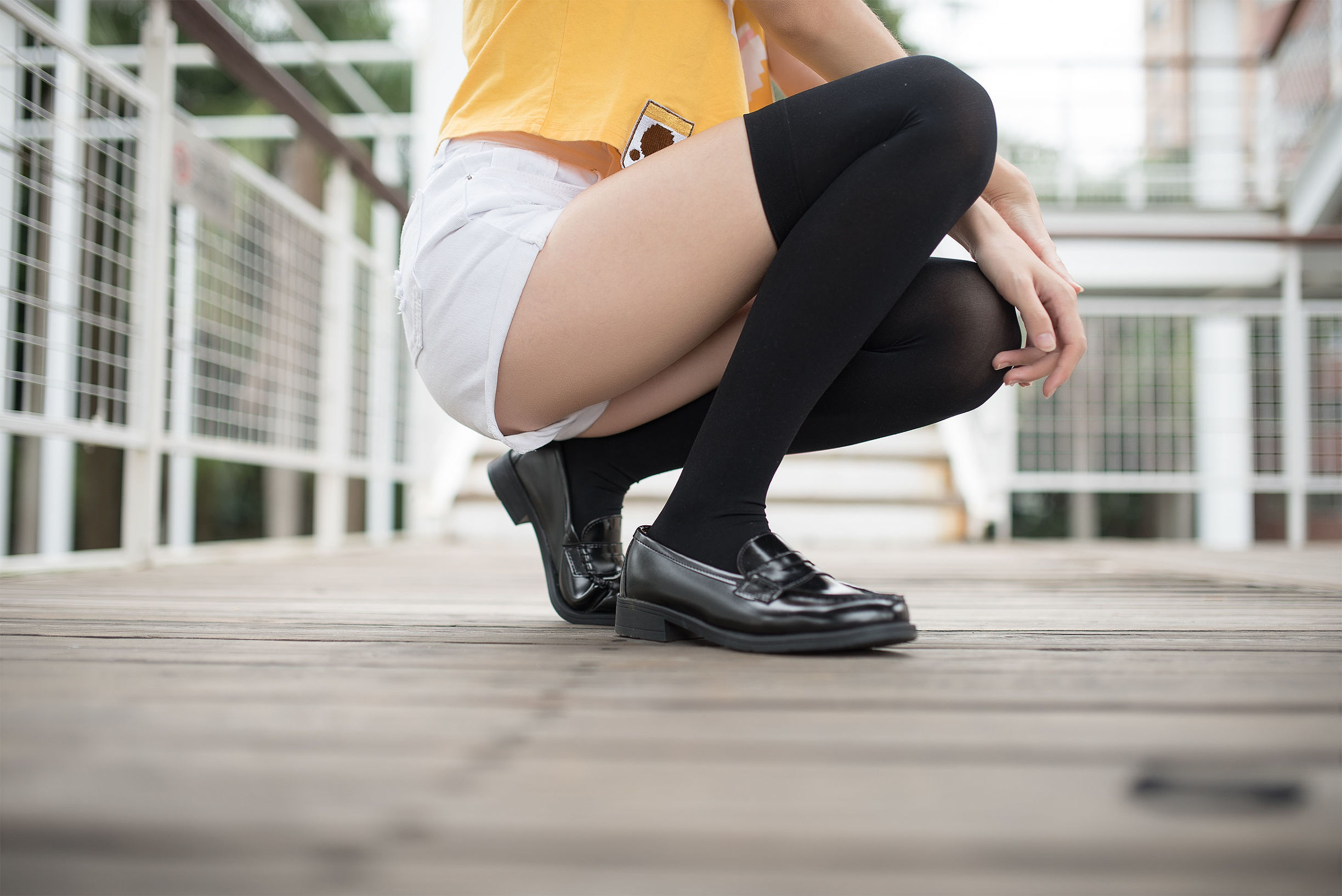 Realm of the Wind] No. 002 Black Silk Long Legs