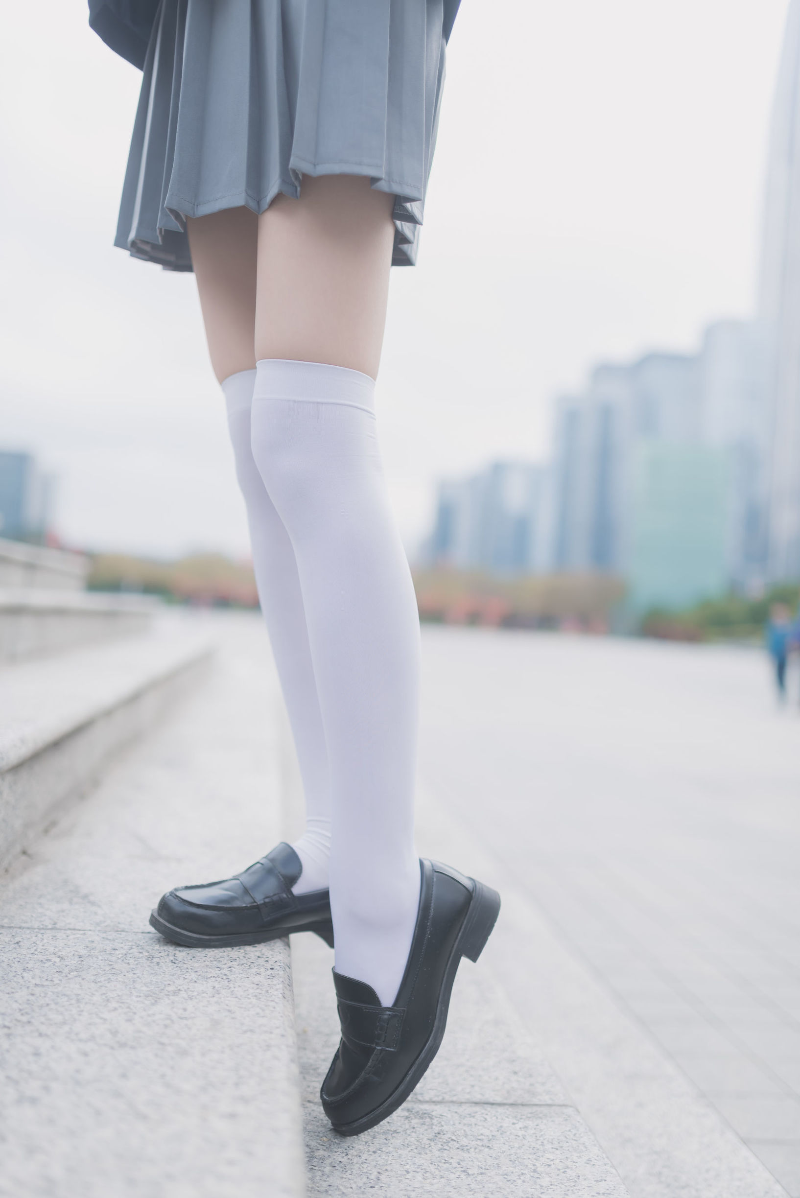 Wind Domain] No. 021: Schoolgirl Outdoor Black Silk 1