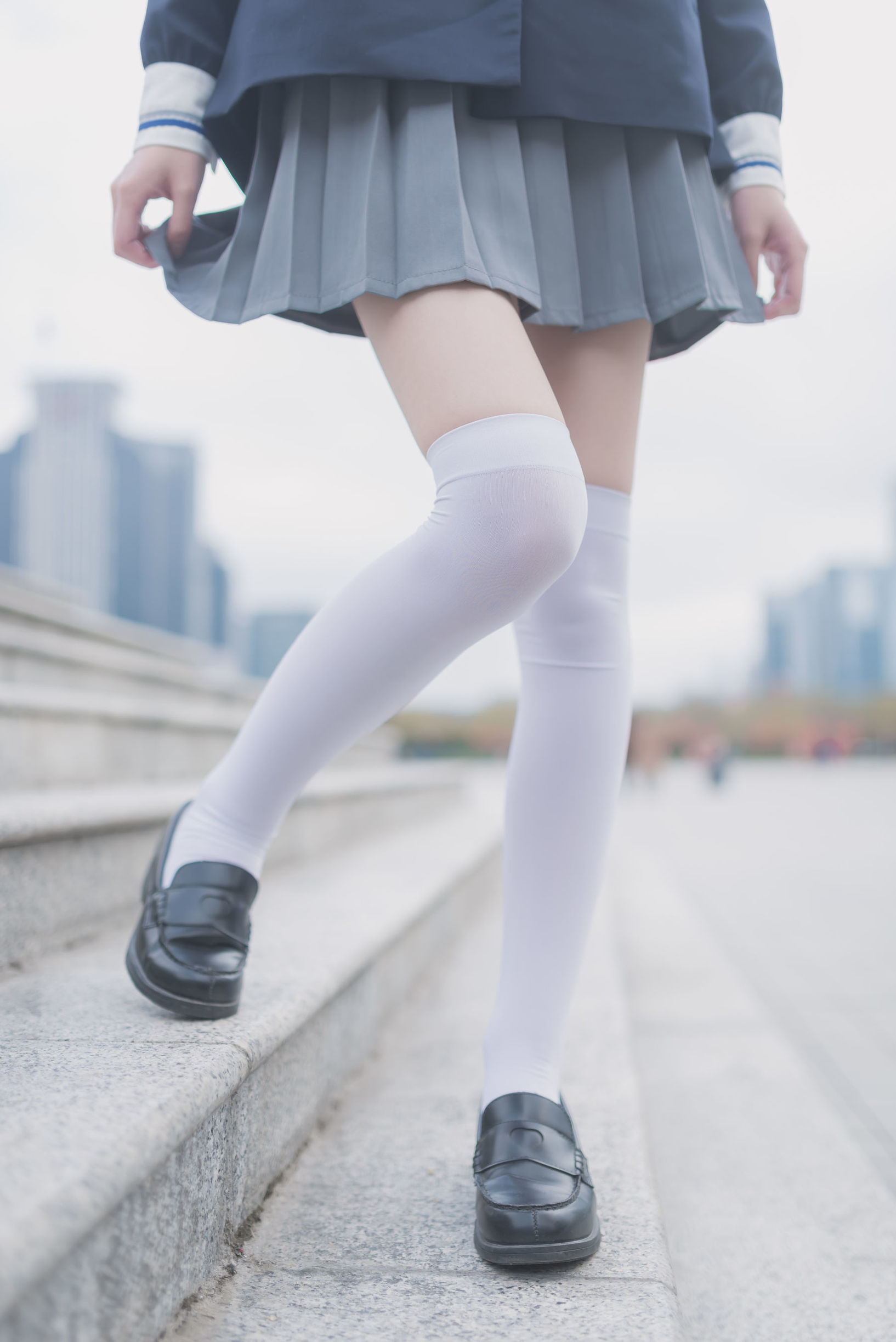 Wind Domain] No. 021: Schoolgirl Outdoor Black Silk 1