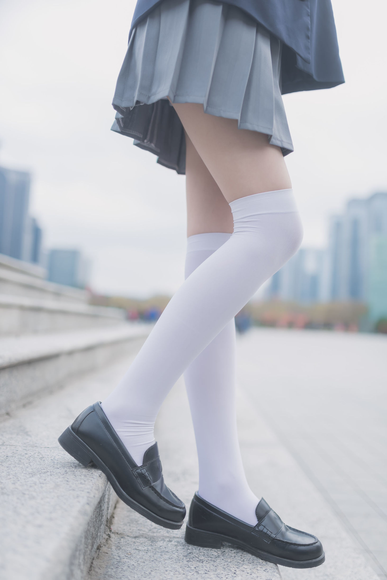 Wind Domain] No. 021: Schoolgirl Outdoor Black Silk 1
