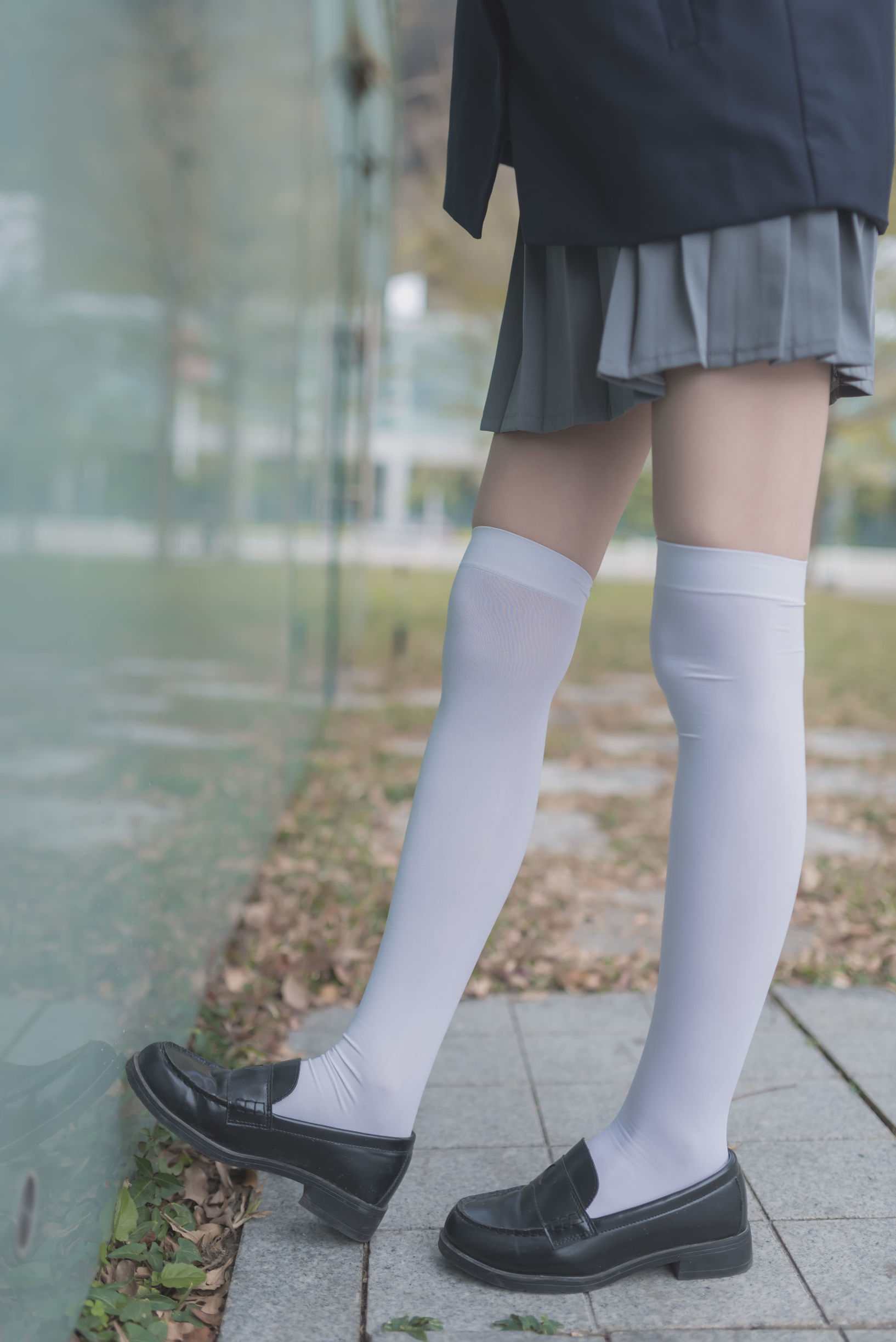 Wind Domain] No. 021: Schoolgirl Outdoor Black Silk 1