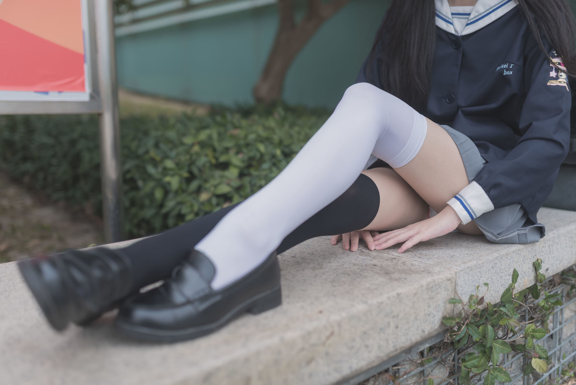 Wind Domain] No. 021: Schoolgirl Outdoor Black Silk 1