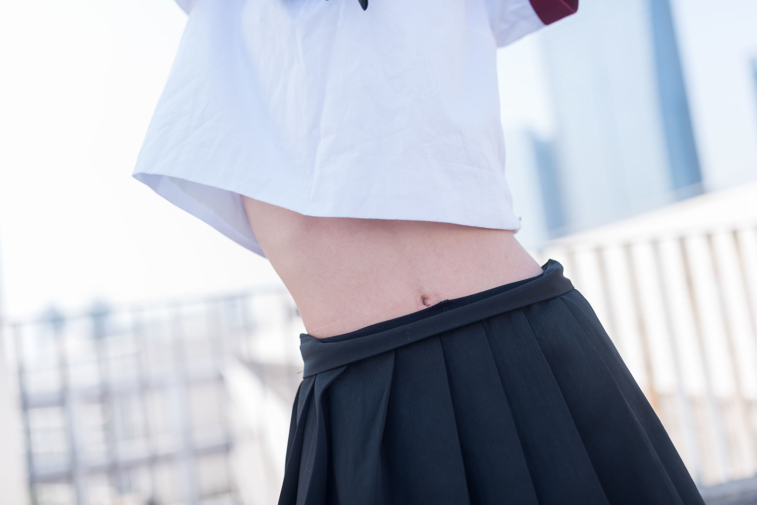 Realm of the Wind] No. 031: Black Silk Stockings Junior on the Rooftop