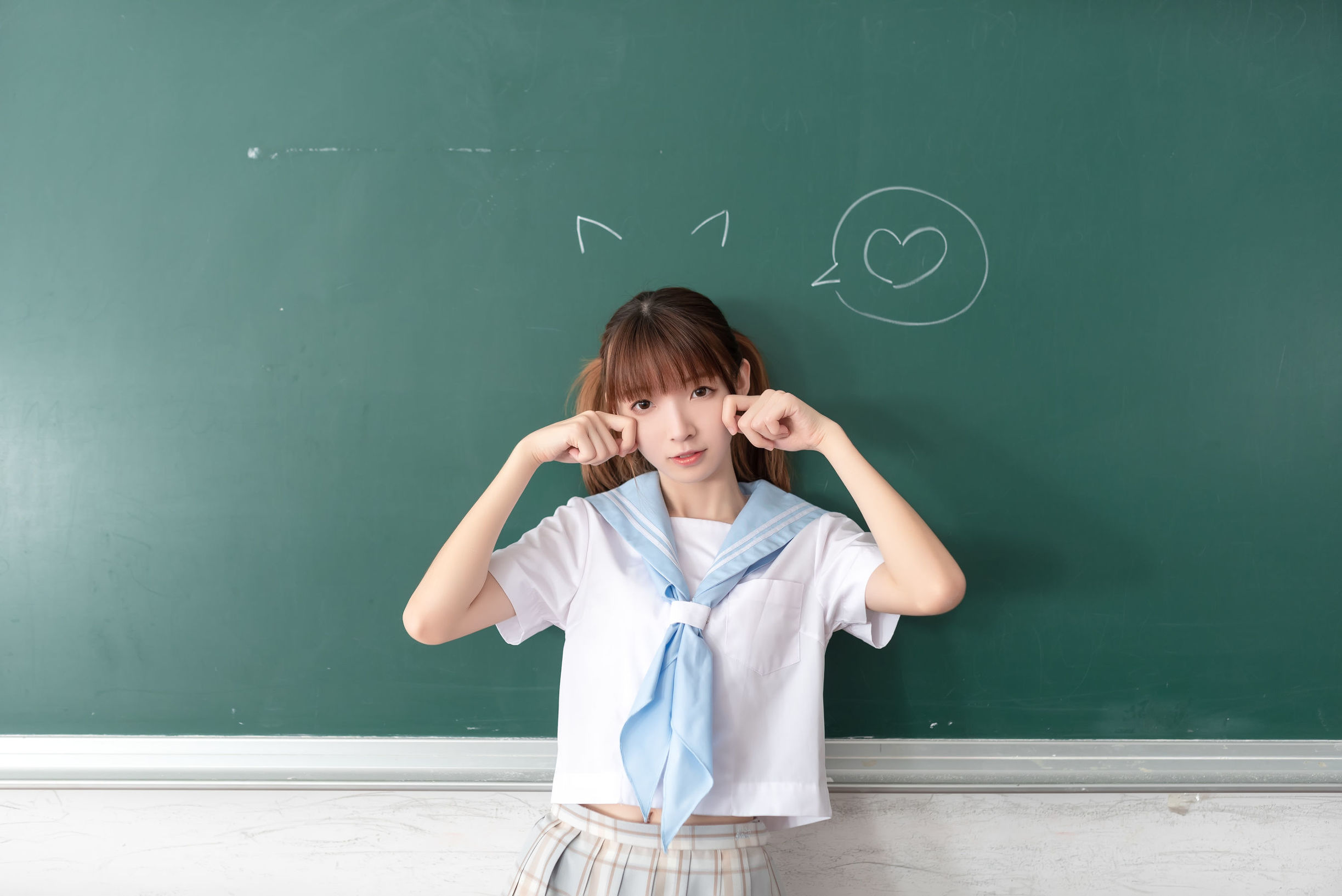 風の領域] NO.041 教室セーラー服白絹
