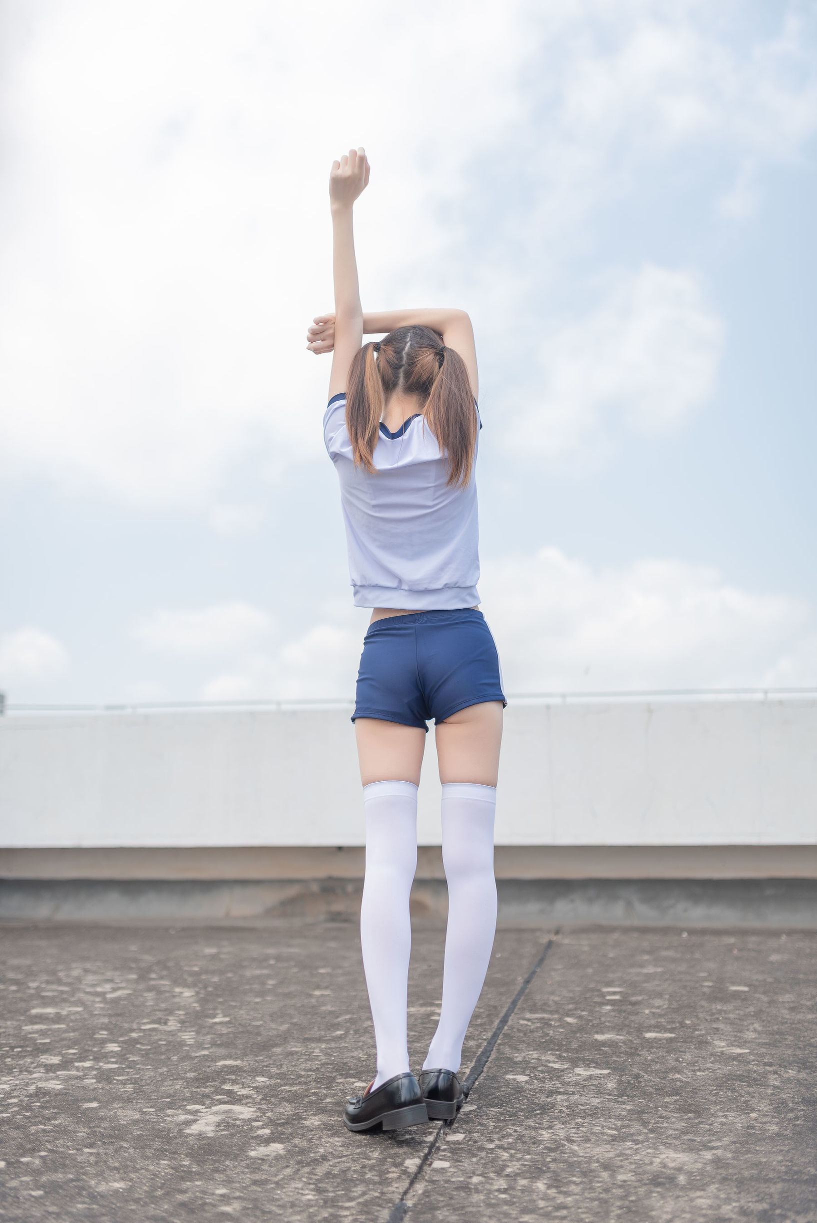 Realm of the Wind] No. 045 Fresh Gymnastics Uniform White Silk Girl Photo Collection
