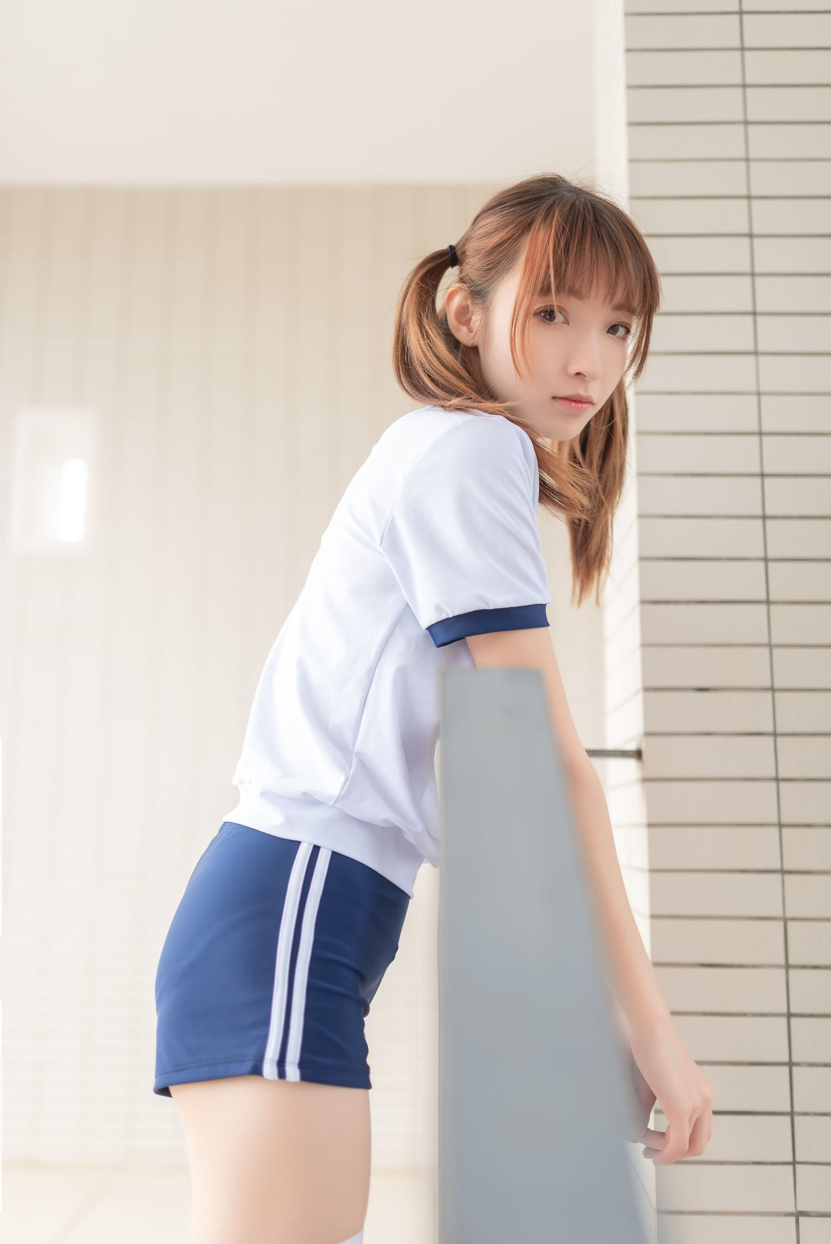 風の領域] NO.045 清新な体操服の白い絲の少女 写真集