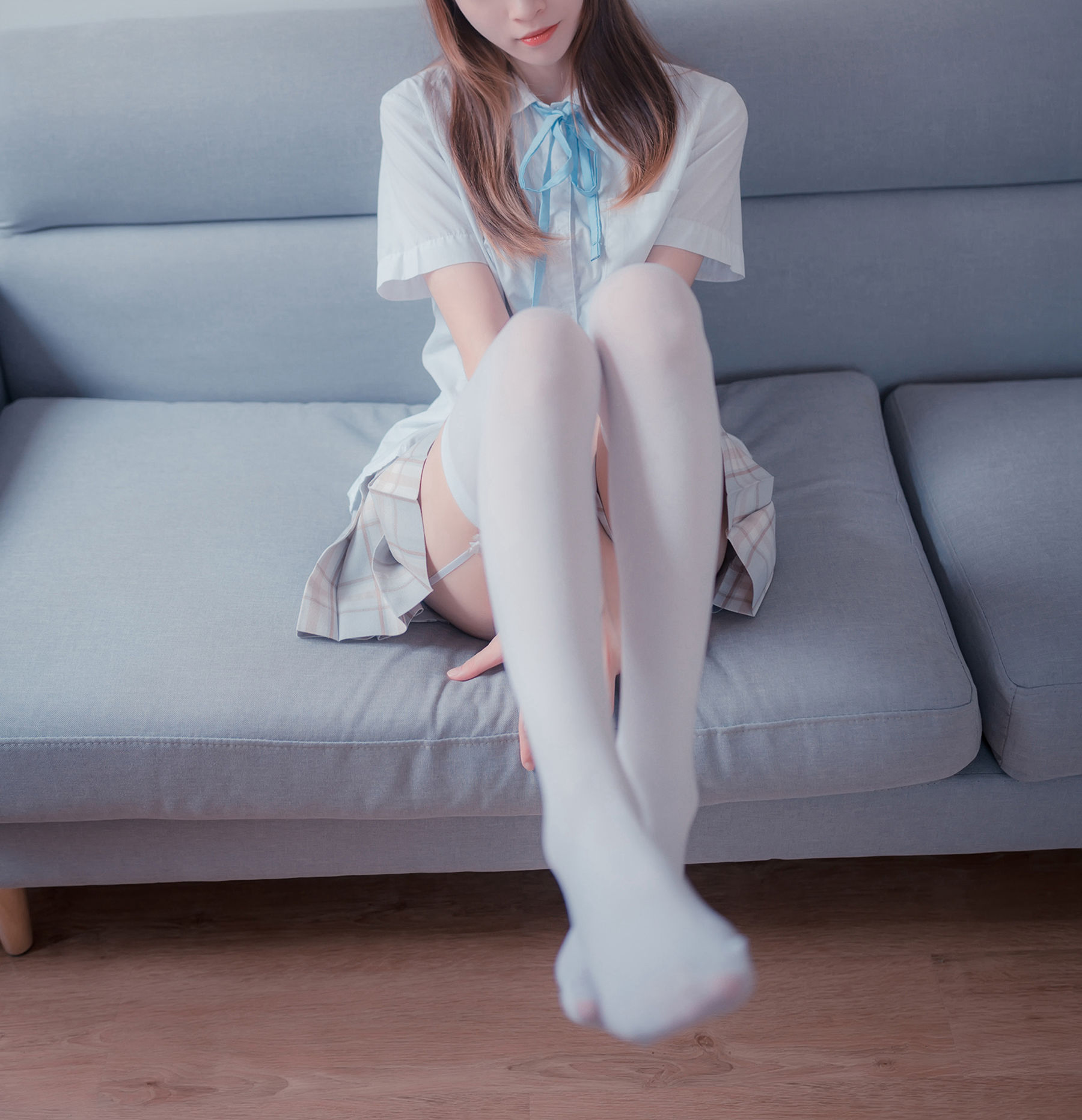 Feng Zhi Ling Yu] NO.065 Plaid Skirt Suspender White Silk