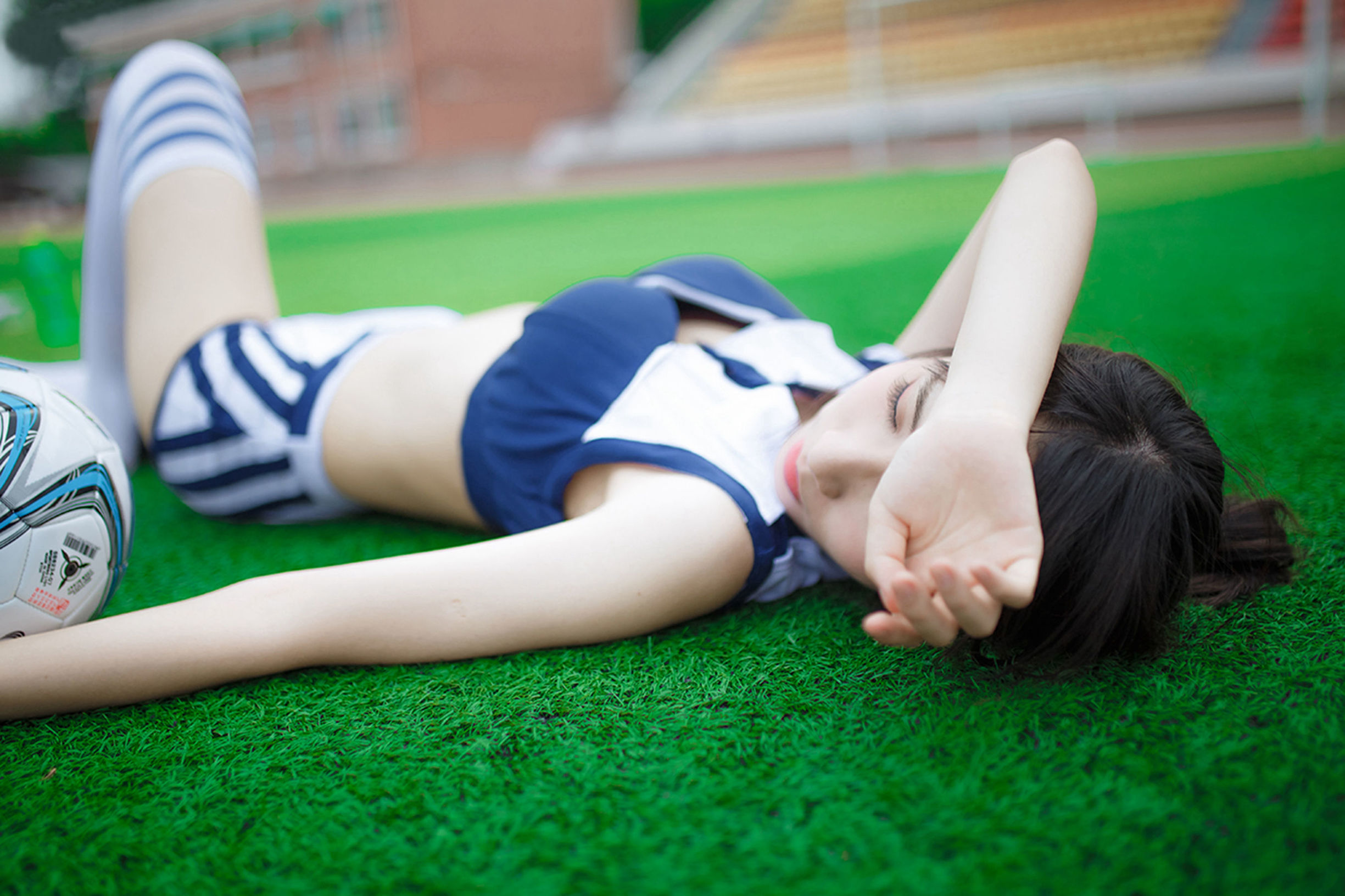 Wind Domain] No. 072 Football Girl