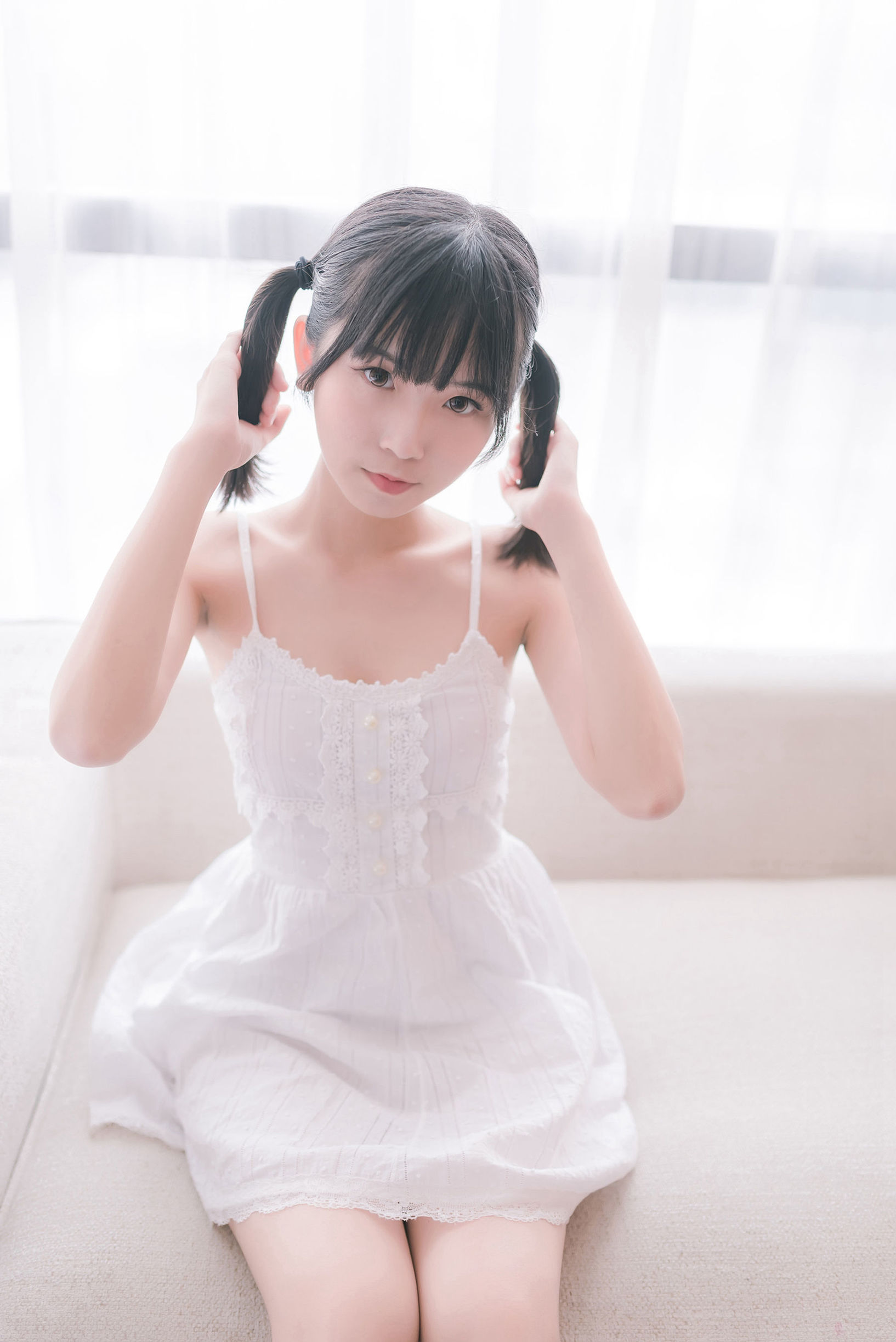 風の領域] No.083 清涼な少女の裸足