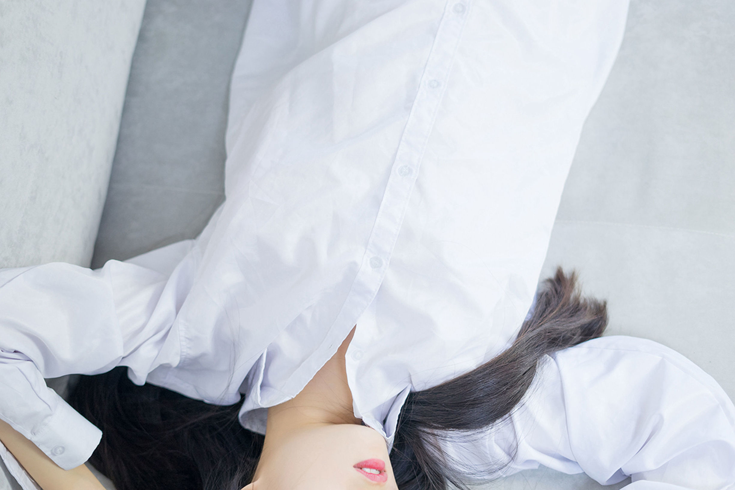 Feng Zhi Lingyu] No. 095 White Shirt Bare Legs