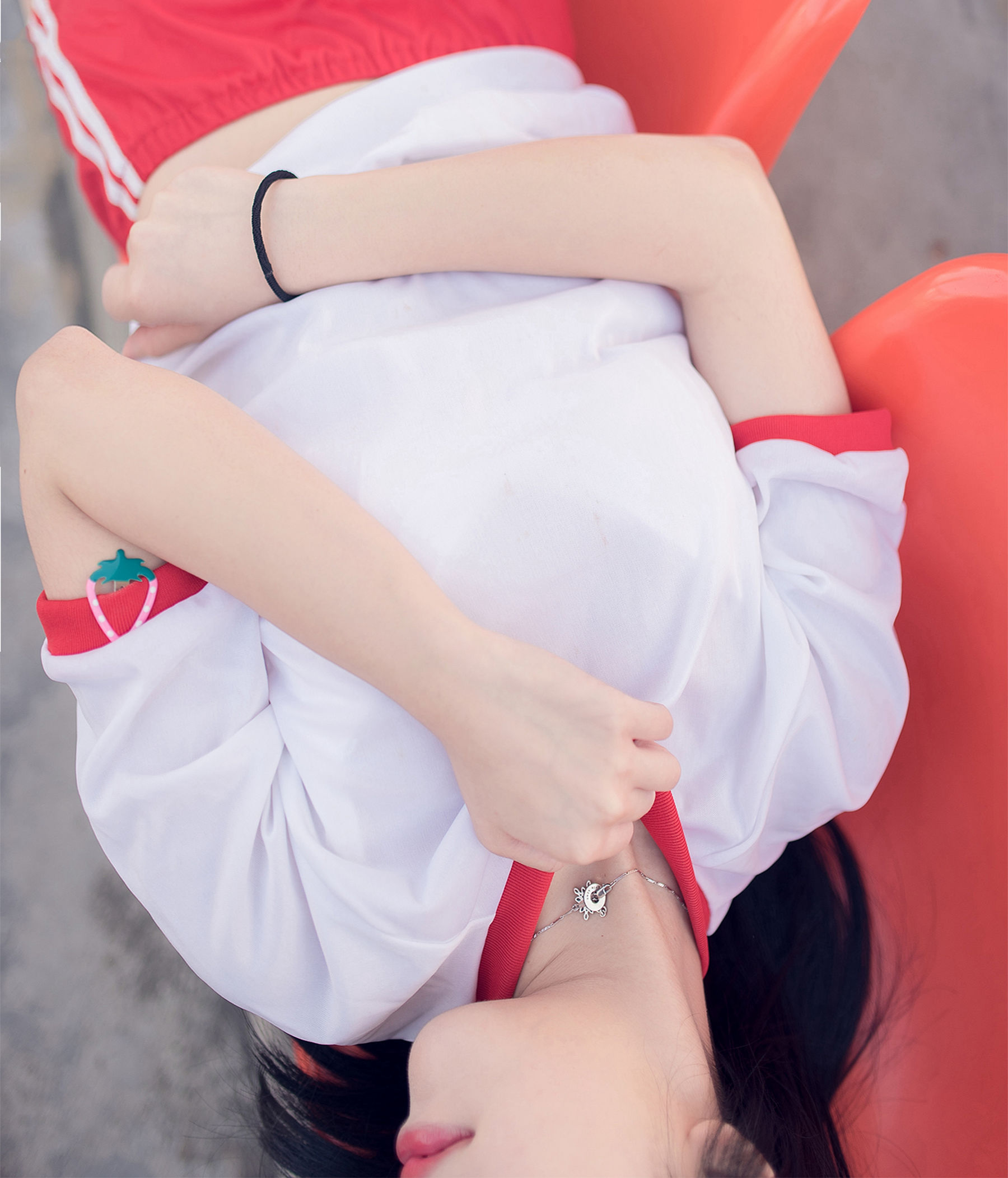 風之領域] NO.112 運動場上的白絲體操服少女