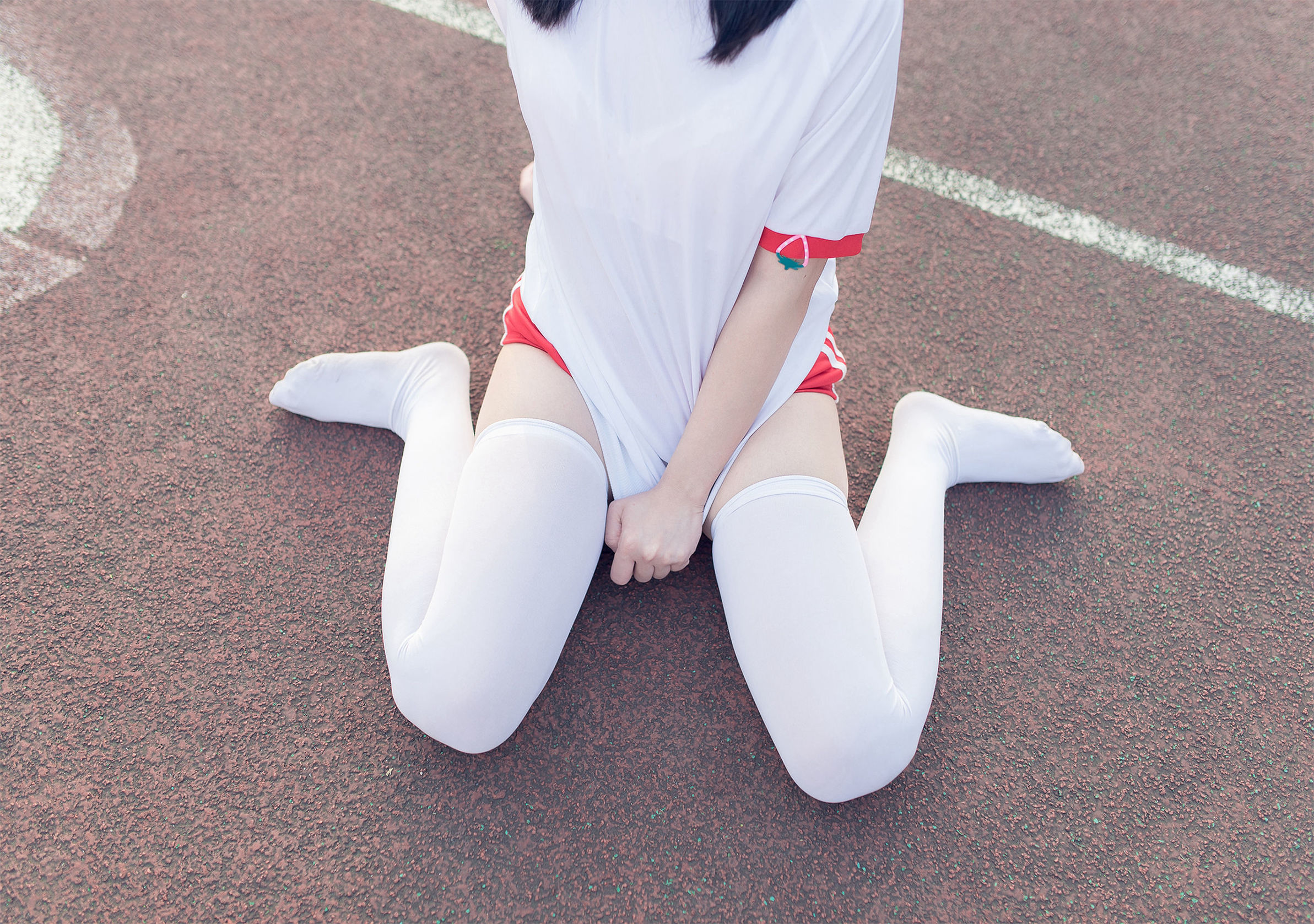 Wind's Domain] No. 112: The Girl in the White Silk Gymnastics Uniform on the Sports Field