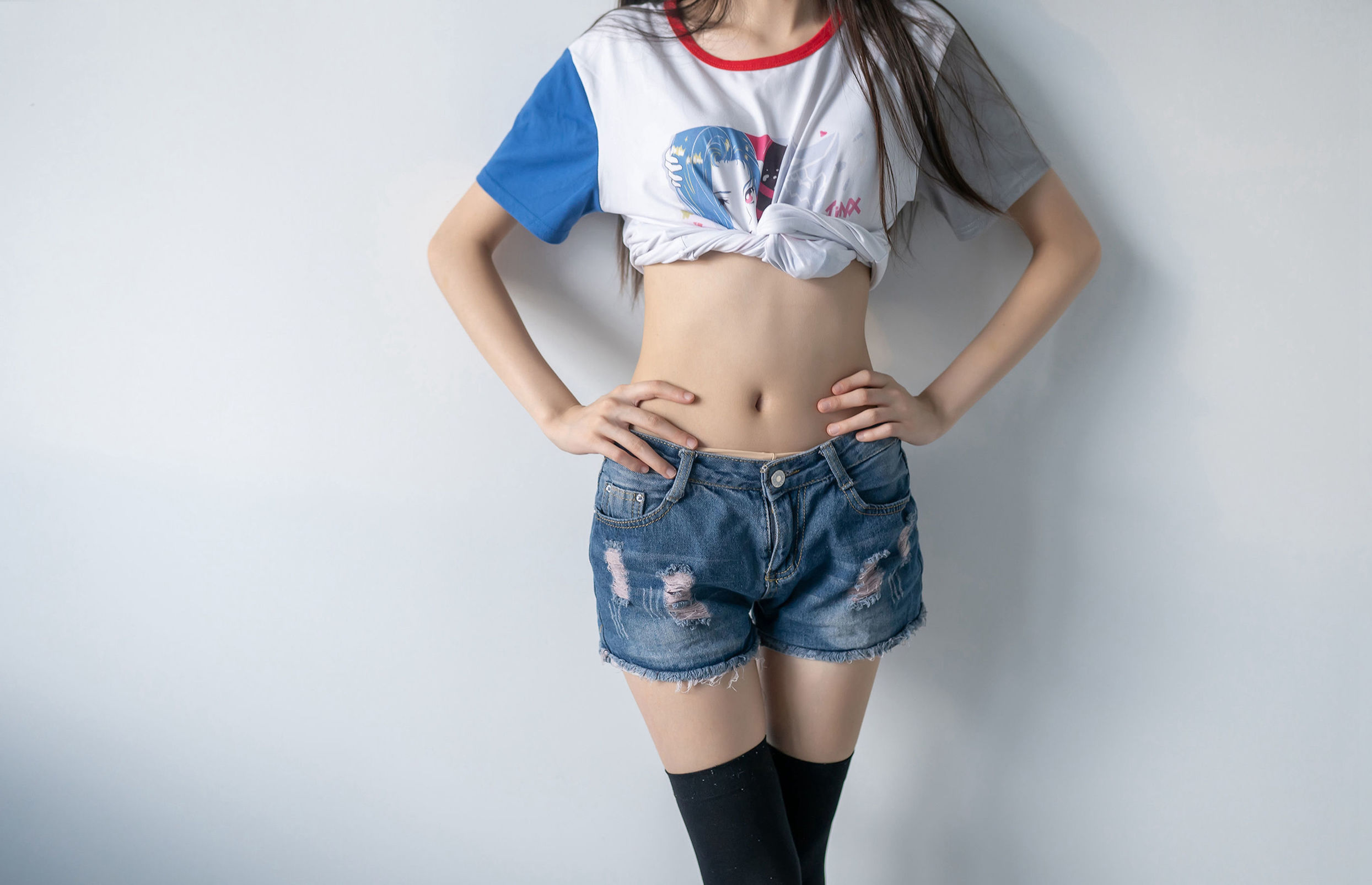 Domain of the Wind] No.113 Black Silk Denim Shorts with a Slender Waist