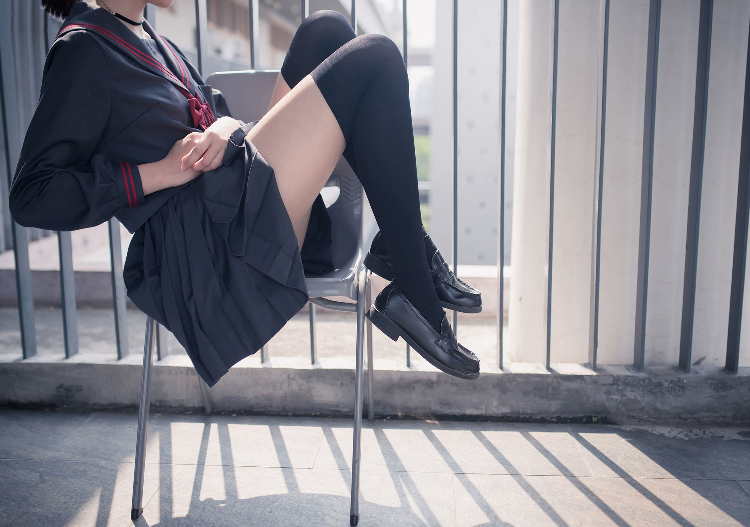 風之領域] NO.120 超短情趣制服黑絲長腿2