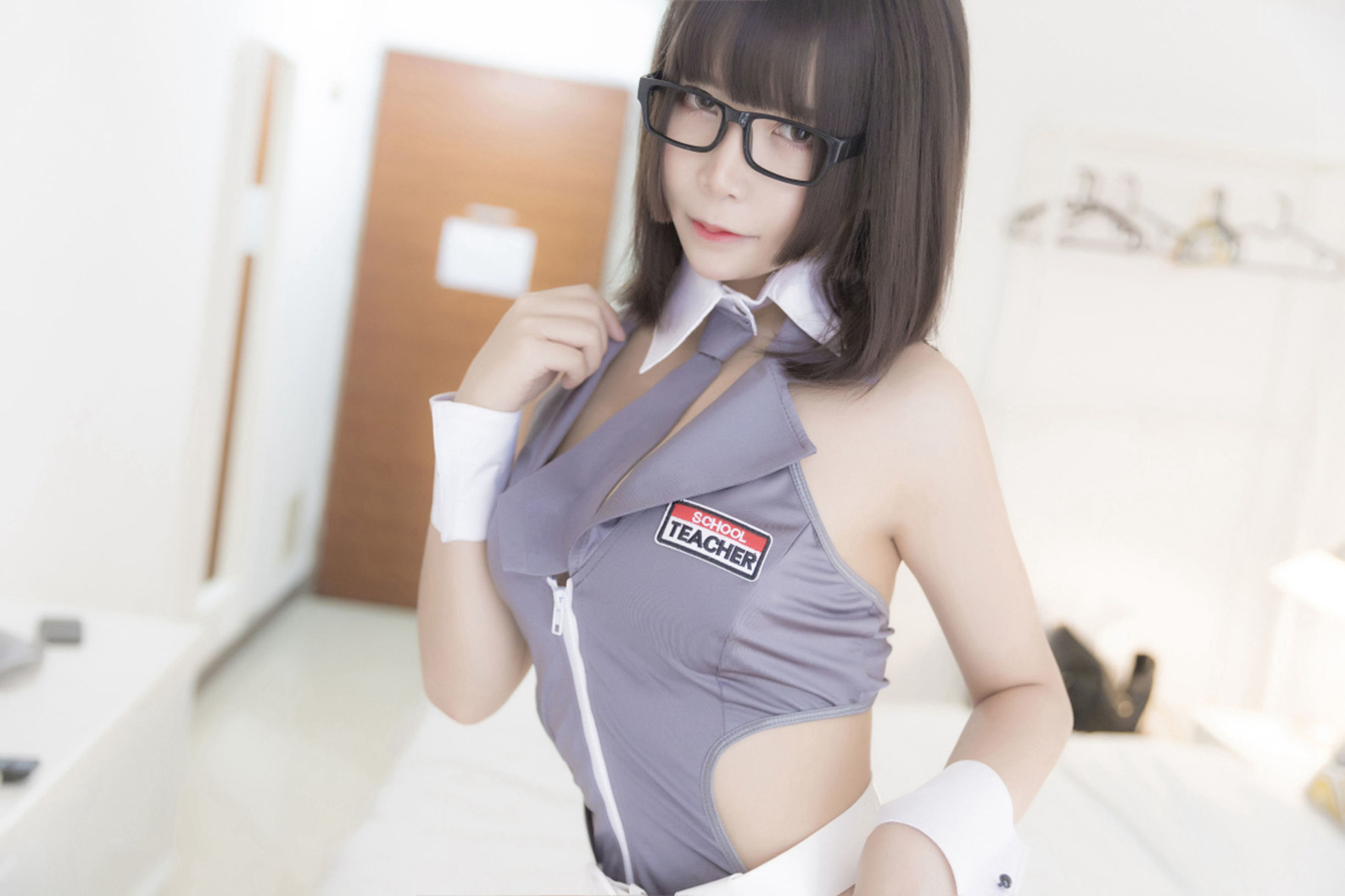 風の領域] No.122 セクシー制服の眼鏡の妹