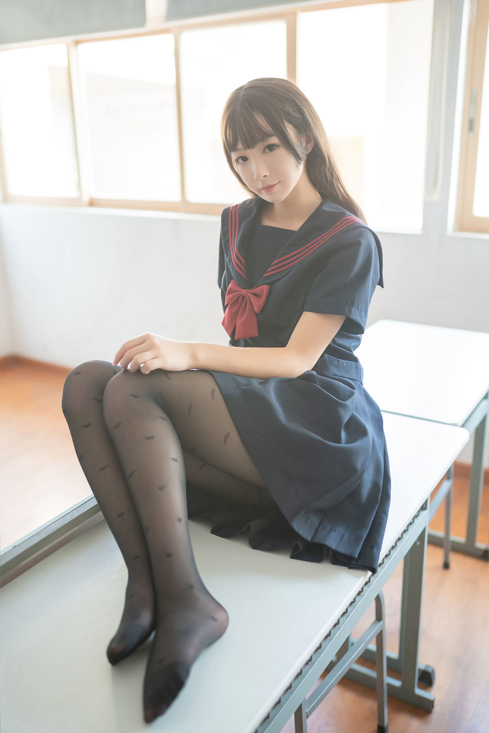 [风之领域] NO.127 爱心黑丝学妹